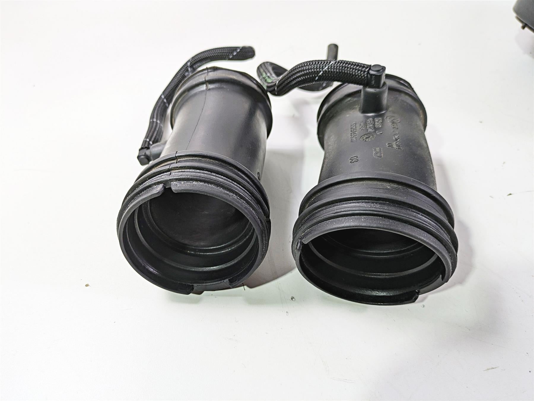 2018 BMW R1200GS GSW K50 Air Box Cleaner Breather K&N Filter Set 13717726792 {{ shop.shopifyCountryName }} - Mototech271