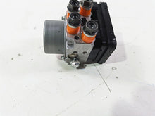 Load image into Gallery viewer, 2022 Kawasaki ZR900RS Cafe Abs Brake Pump Unit Pressure Module 16082-0831 | Mototech271
