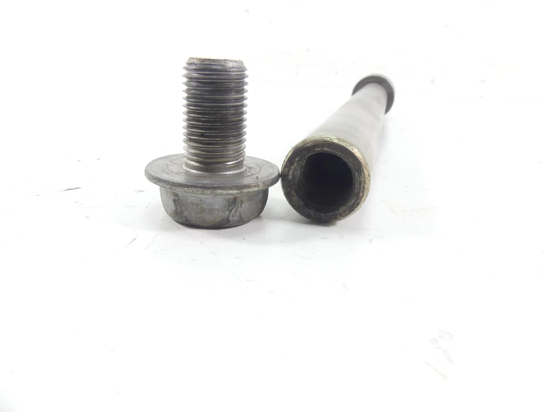 2003 Honda VTX1800 C Front Axle Wheel Spindle 44301-MZ0-A40 {{ shop.shopifyCountryName }} - Mototech271