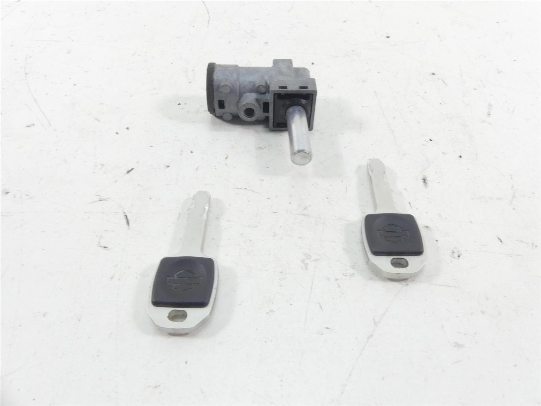 2018 Harley Softail FXBB Street Bob Steering Lock Key Set 45600049 {{ shop.shopifyCountryName }} - Mototech271
