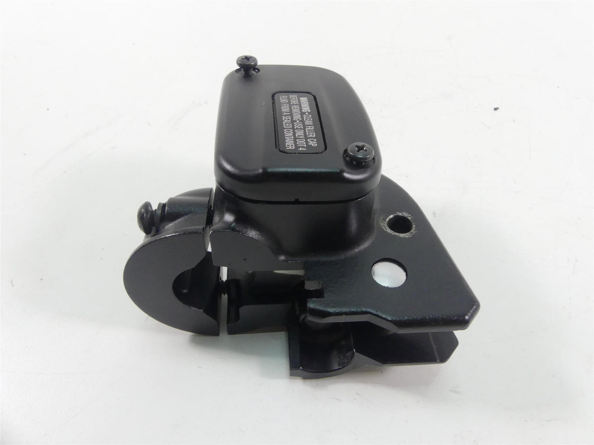 2022 Harley Softail FXBBS Street Bob Front Brake Master Cylinder 1/2" 41700233 {{ shop.shopifyCountryName }} - Mototech271