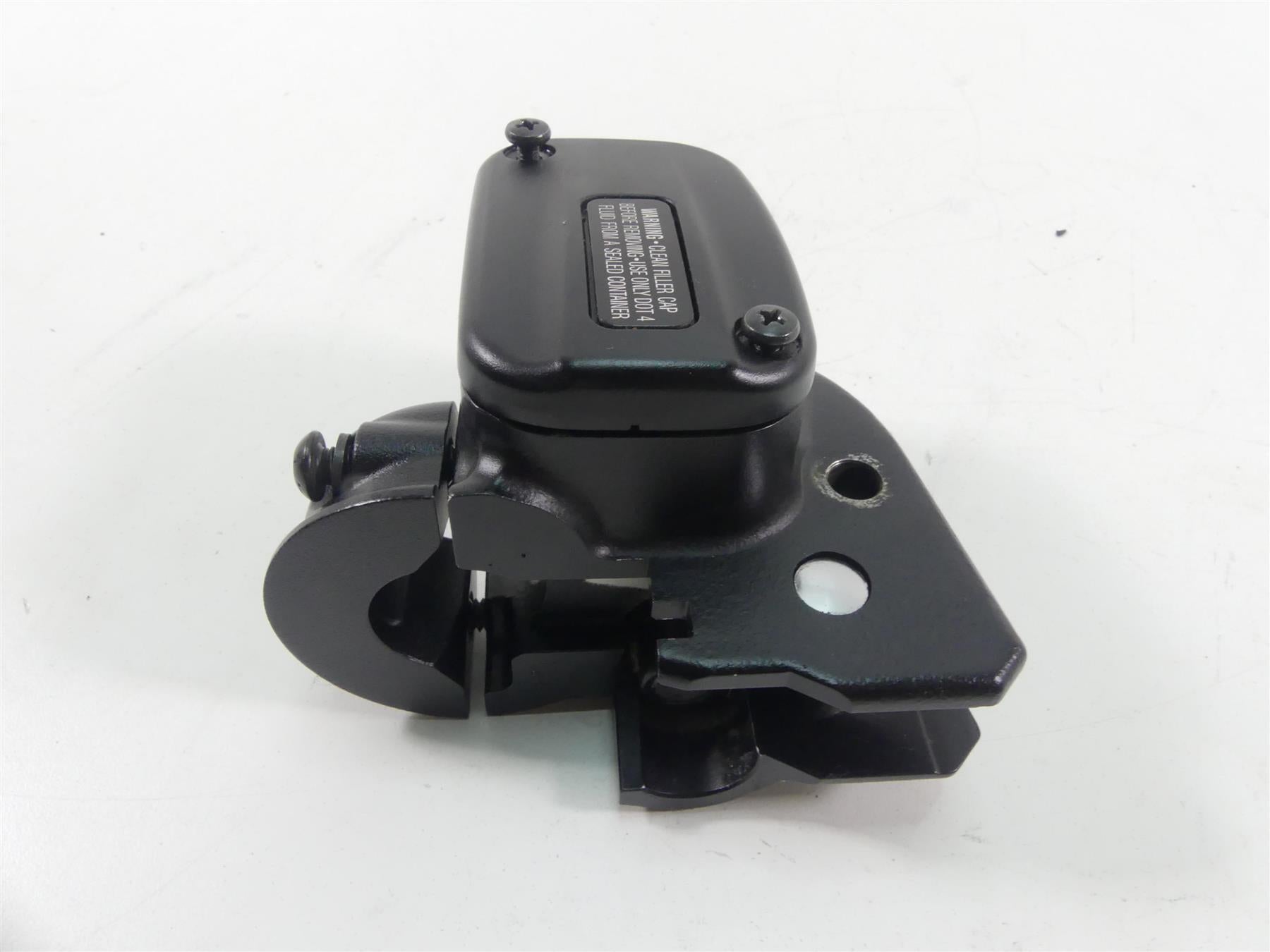 2022 Harley Softail FXBBS Street Bob Front Brake Master Cylinder 1/2" 41700233 {{ shop.shopifyCountryName }} - Mototech271