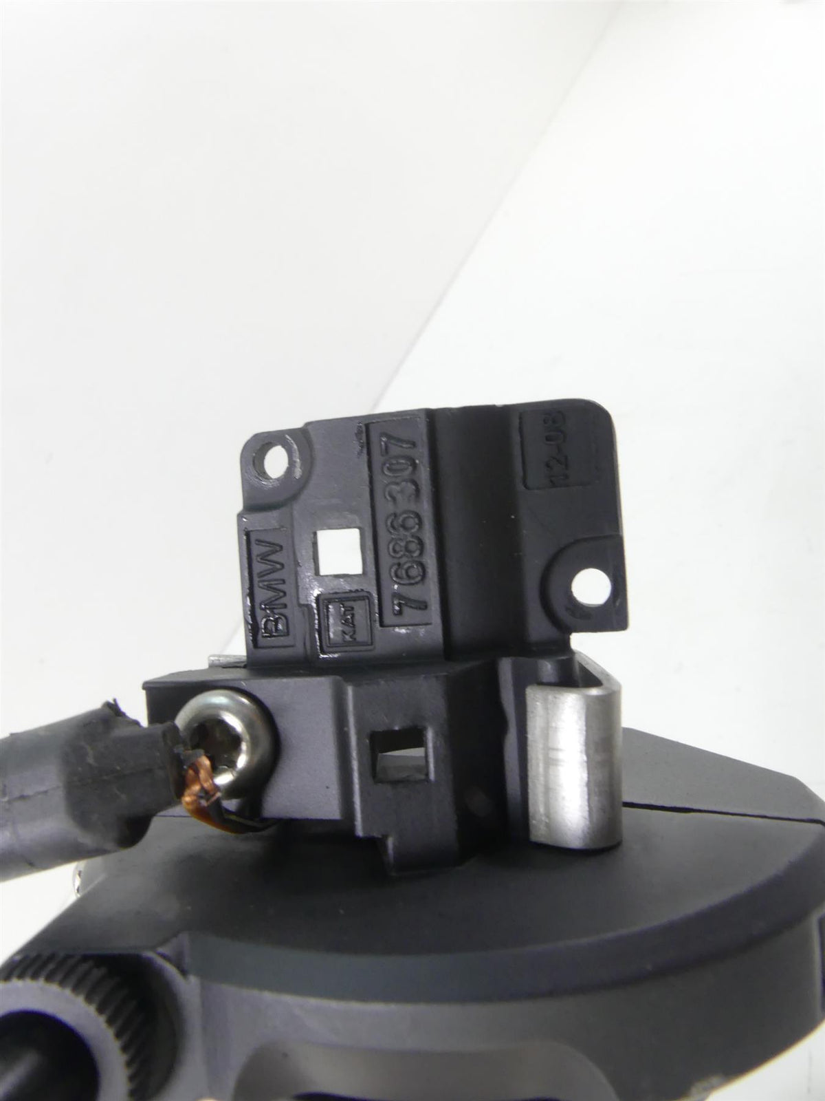 2009 BMW R1200GS K25 Right Control Switch Start Stop Heat Throttle 61317694982 {{ shop.shopifyCountryName }} - Mototech271
