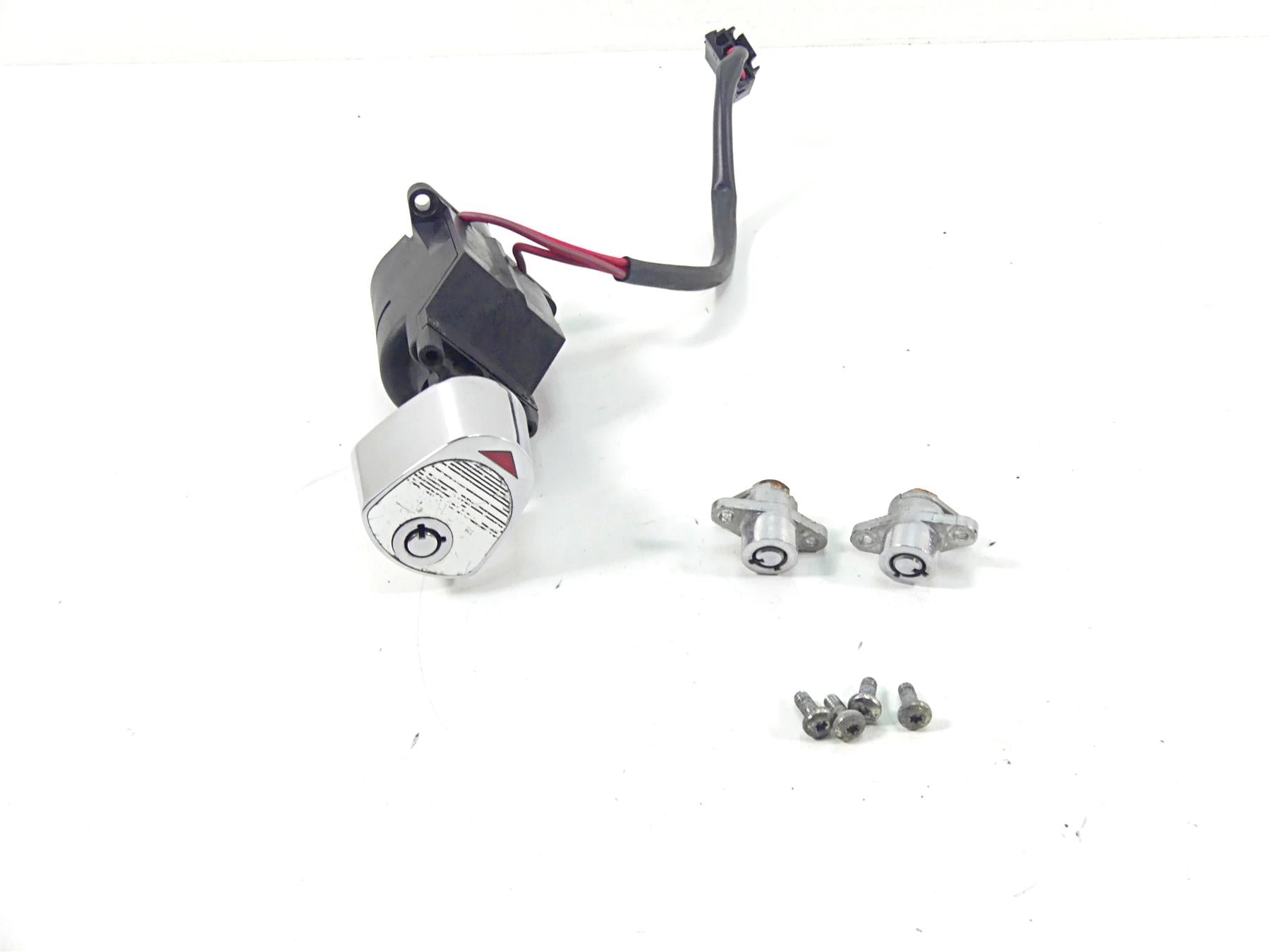 2004 Harley Touring FLHTCUI Electra Glide Ignition Switch Lock Set -Vin 71640-99 {{ shop.shopifyCountryName }} - Mototech271