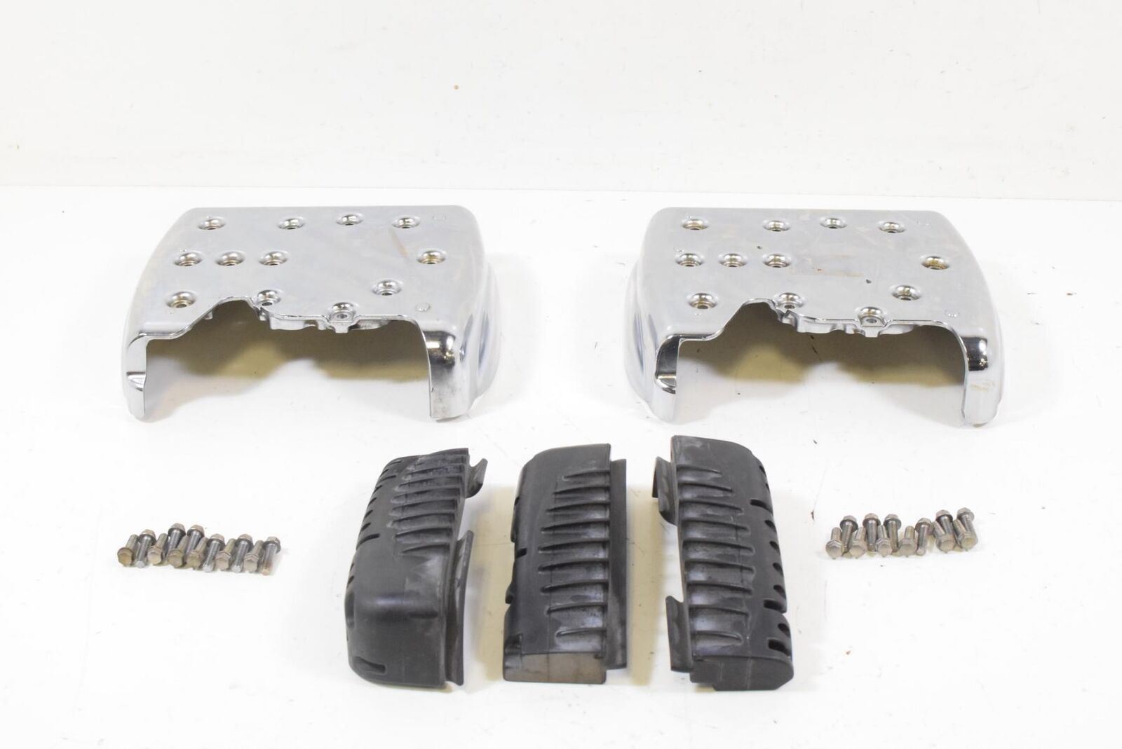 05 Kawasaki Vulcan 1600 Meanstreak Valve Chrome Cover Head SET 11008-0012 {{ shop.shopifyCountryName }} - Mototech271