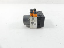 Load image into Gallery viewer, 2018 Ducati Hypermotard 939 SP Abs Brake Pump Control Unit Module 54240402A
