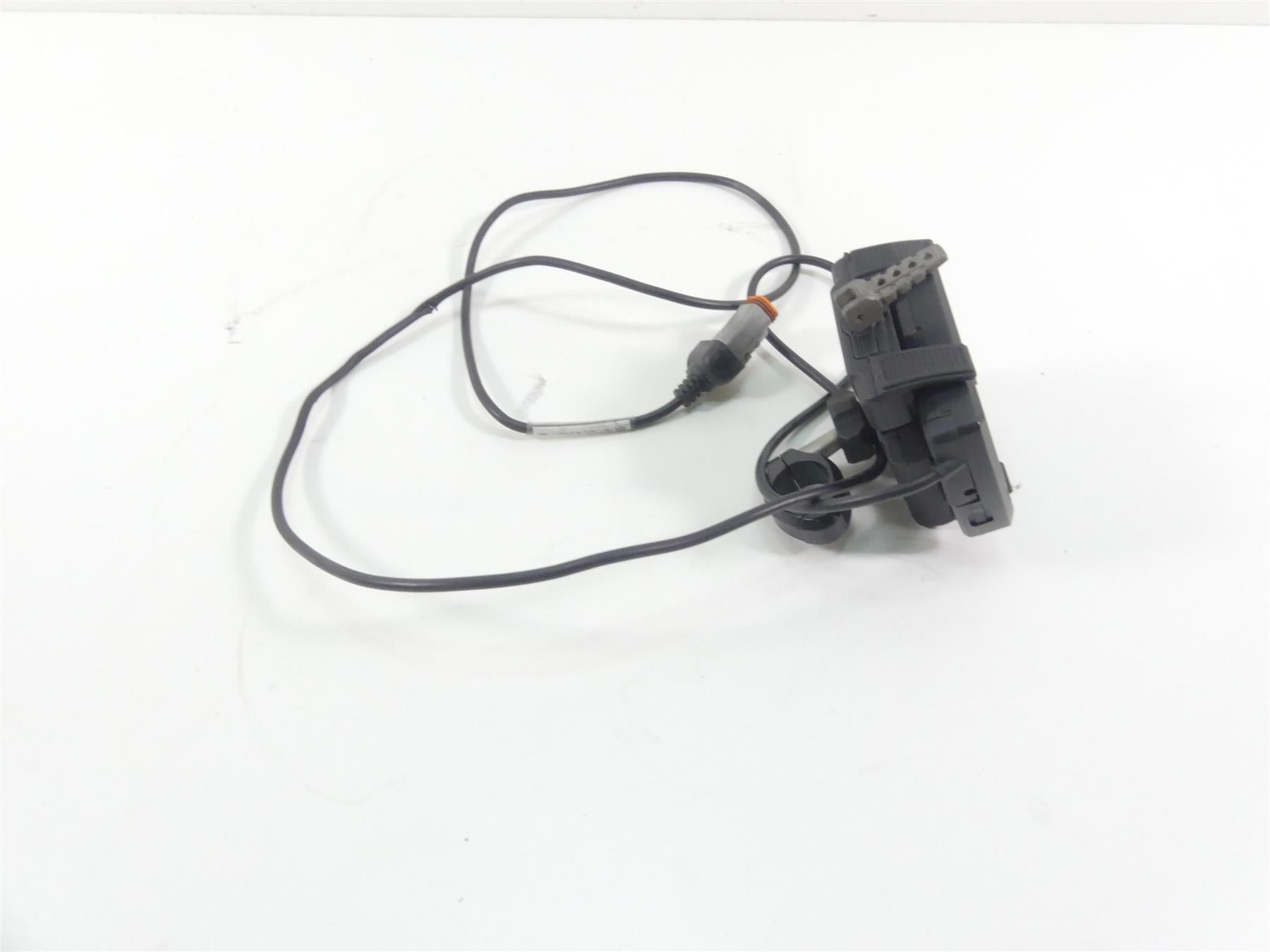 2008 Harley Softail FLSTSB Cross Bones Dynojet Power Vision Flash Tuner PV-1B {{ shop.shopifyCountryName }} - Mototech271