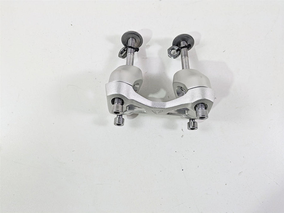2024 Triumph Street Triple 765 R Handlebar Mounts Risers T2043974 T2043979 {{ shop.shopifyCountryName }} - Mototech271