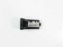 Load image into Gallery viewer, 2004 Harley Softail FXSTDI Deuce Tssm Turn Signal Module 68923-00C
