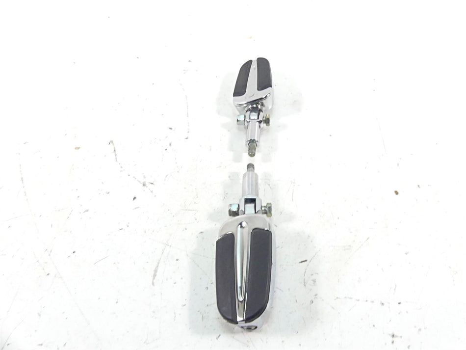 2006 Harley Softail FXSTSI Springer Rear Slipstream Footpeg Set 50942-00 {{ shop.shopifyCountryName }} - Mototech271