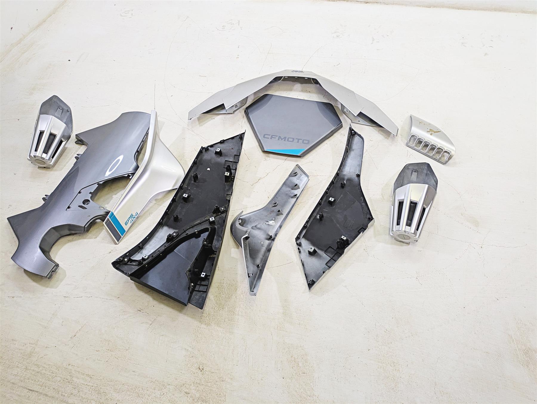 2021 CFMoto Zforce 950 Sport Outer Fairing Fender Hood Cover Set 5BY0-371006 {{ shop.shopifyCountryName }} - Mototech271