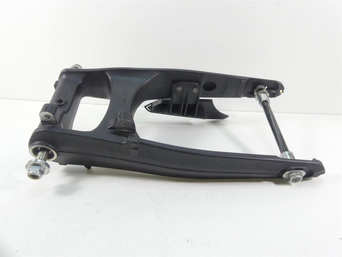 2016 Indian Chief Dark Horse Rear Swingarm Swing Arm Suspension + Axle 5139825 {{ shop.shopifyCountryName }} - Mototech271