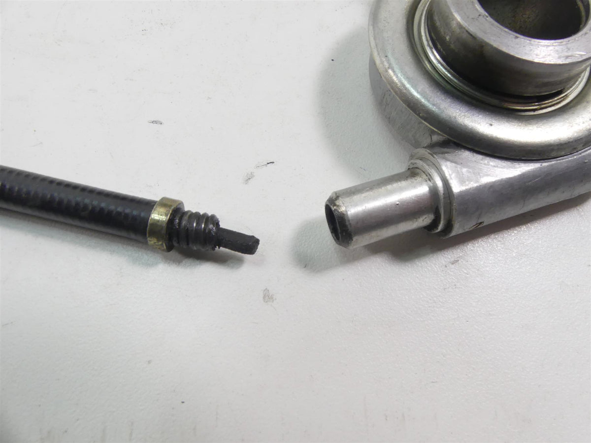 1993 Harley Dyna FXDL Low Rider Speedo Drive Gear Hub & Spinning Cable 67127-84 {{ shop.shopifyCountryName }} - Mototech271