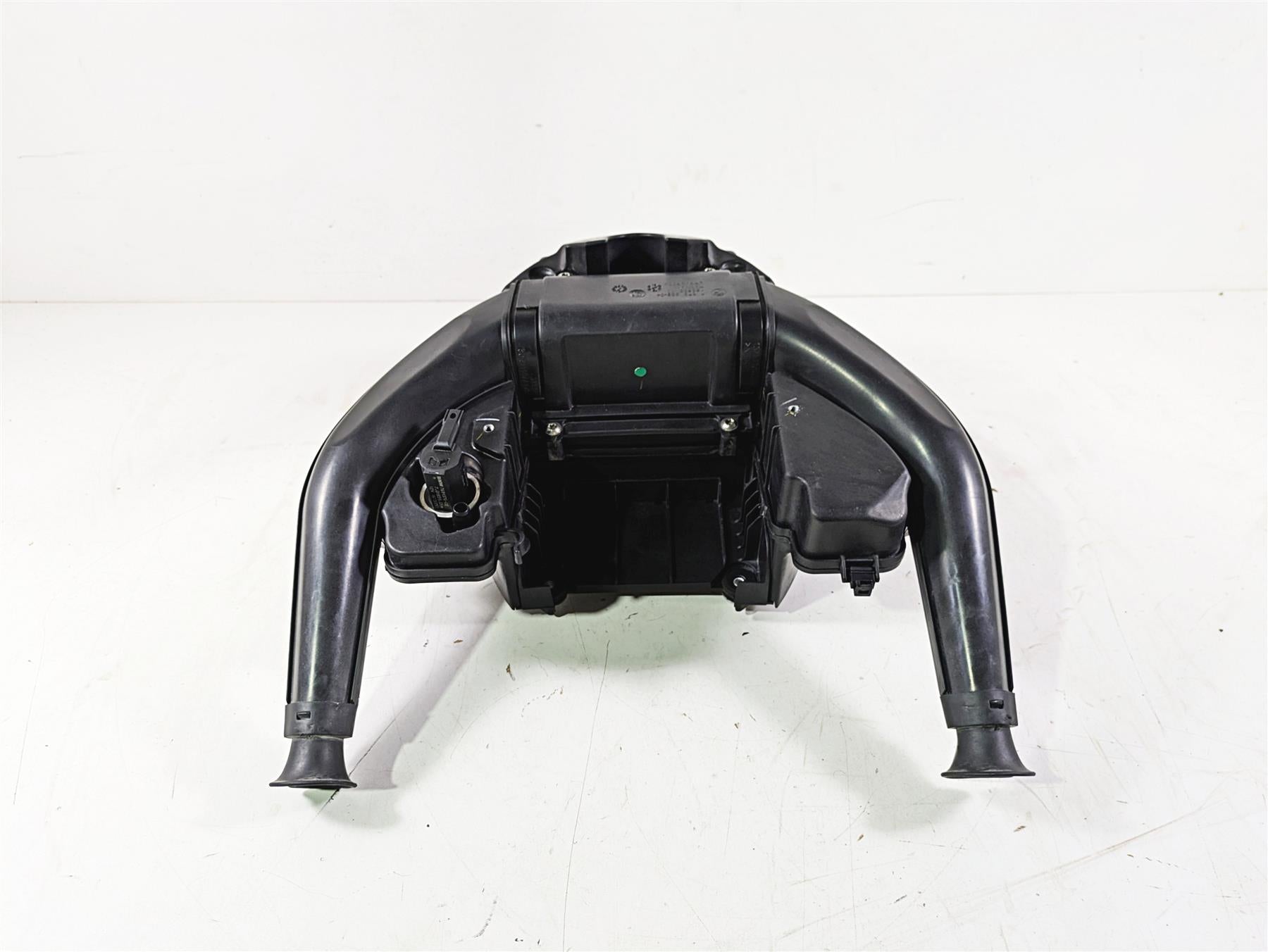 2017 BMW F800GS Adv K75 Air Box Breather Filter Cleaner & Tubes Set 13718554886 {{ shop.shopifyCountryName }} - Mototech271