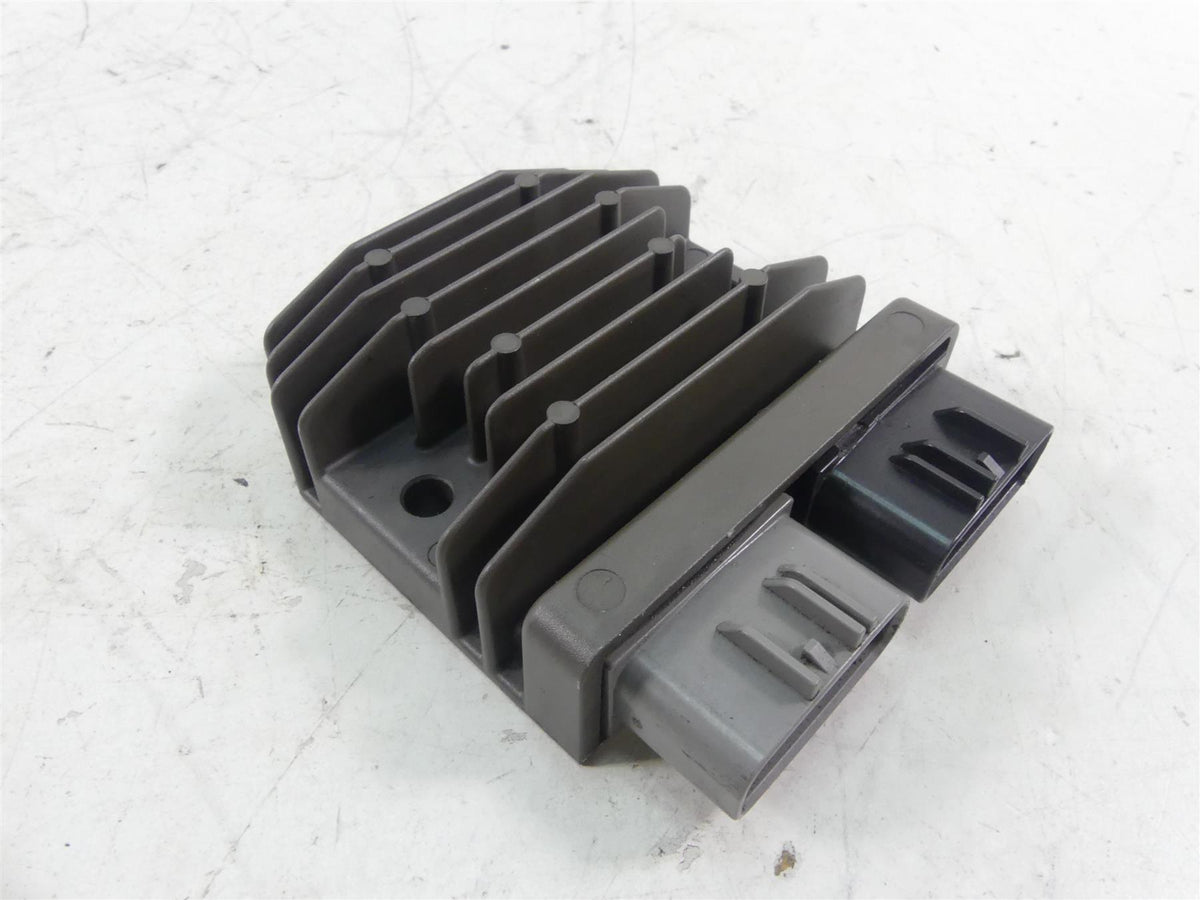 2017 Ducati 939 S Supersport Rectifier Voltage Regulator FH020AA 54040301B {{ shop.shopifyCountryName }} - Mototech271