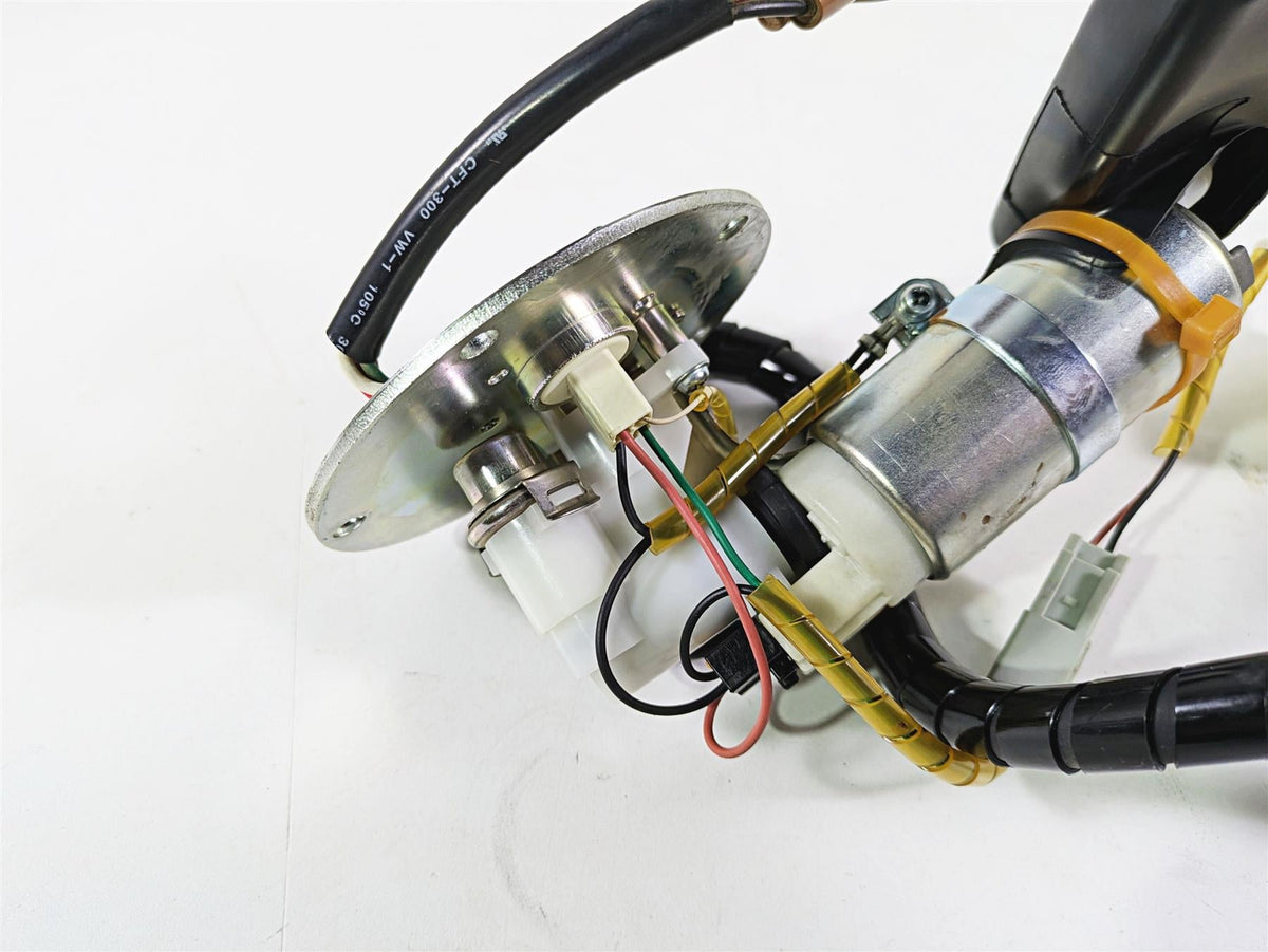 2016 Suzuki M109R VZR1800 Boulevard Fuel Gas Petrol Pump - Tested 15100-48G10 {{ shop.shopifyCountryName }} - Mototech271
