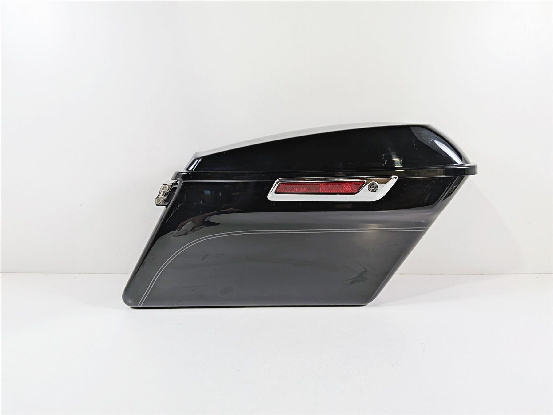 2018 Harley FLHTCU Touring Electra Glide Right Saddlebag Saddle Bag 90200412-Mototech271