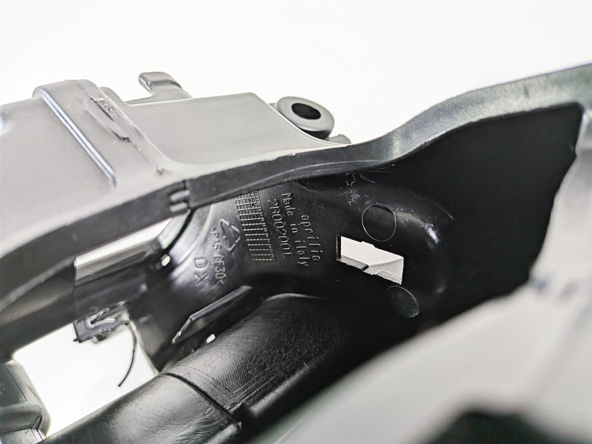 2018 Aprilia RSV4 RR Front Stay Bracket Holder Mount L 2B001562 R 2B002001 {{ shop.shopifyCountryName }} - Mototech271