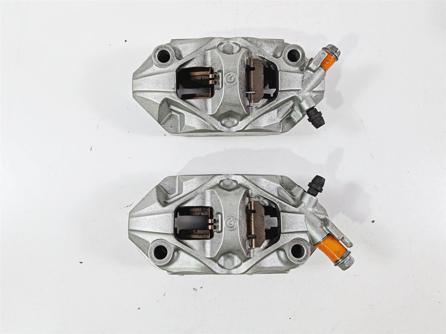 2024 Suzuki GSXR 600 Brembo Front Brake Calipers 108mm 59300-17K20-999 59100-17K20-999 {{ shop.shopifyCountryName }} - Mototech271