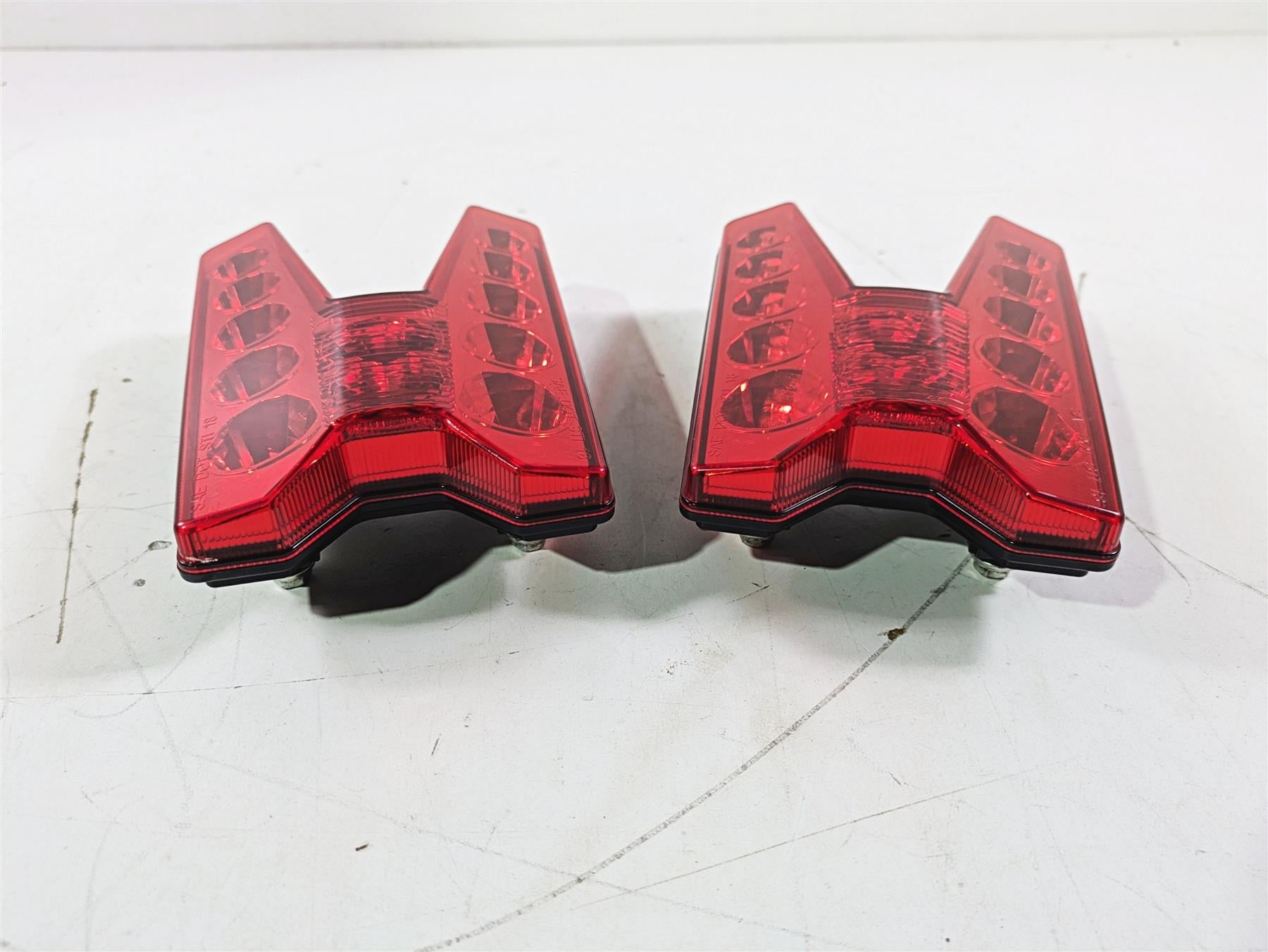2020 Kawasaki Teryx KRX KRF 1000 Taillight Tail Light Lamp Set 23024-0005 {{ shop.shopifyCountryName }} - Mototech271