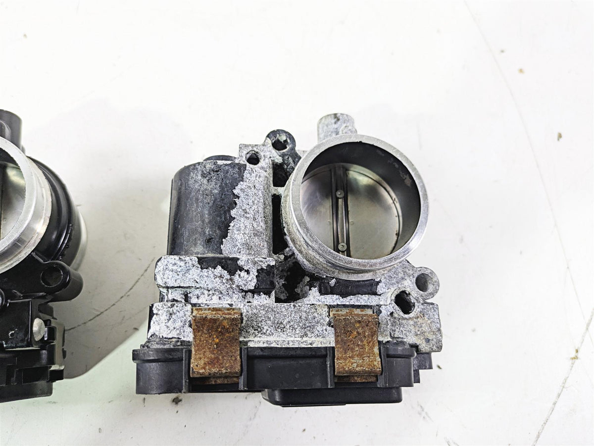 2015 BMW R1200GS Adv K51 Throttle Body Bodies Set 13548564959 {{ shop.shopifyCountryName }} - Mototech271