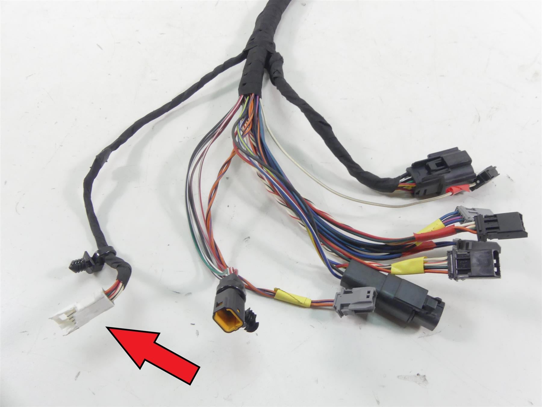 2018 Harley FLHC Softail Heritage Rear Frame Wiring Harness - Read 69201655 {{ shop.shopifyCountryName }} - Mototech271