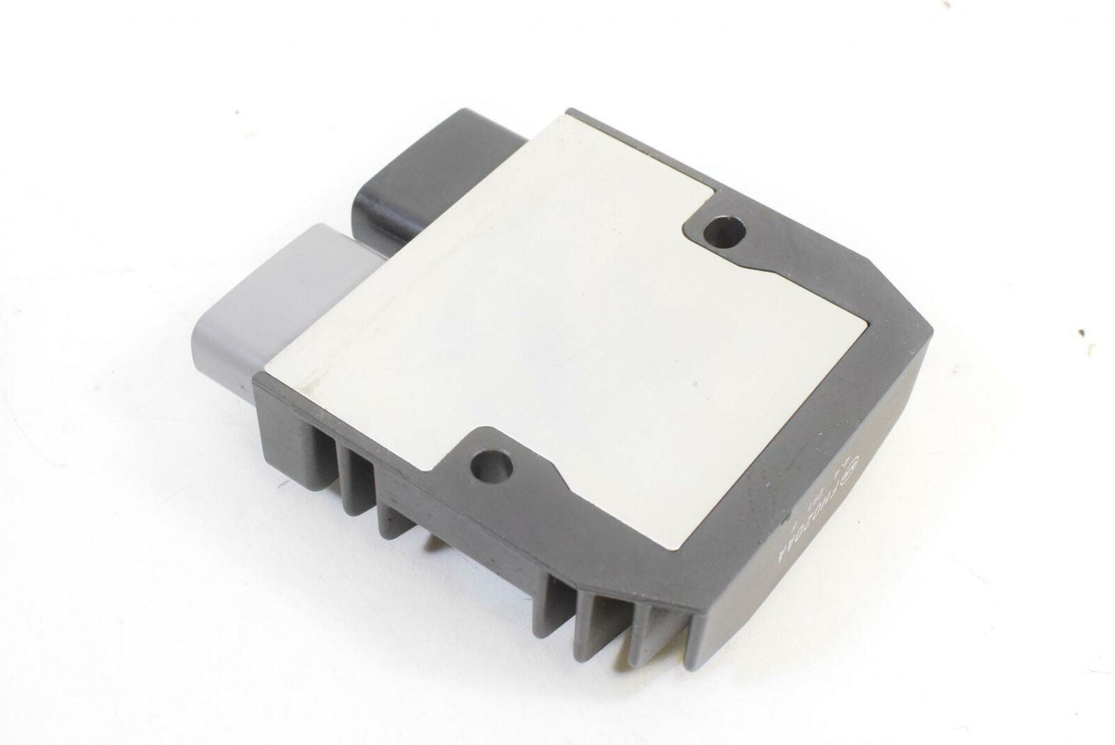 2014 Yamaha XT1200 ES Super Tenere Rectifier Voltage Regulator 1D7-81960-01-00 {{ shop.shopifyCountryName }} - Mototech271