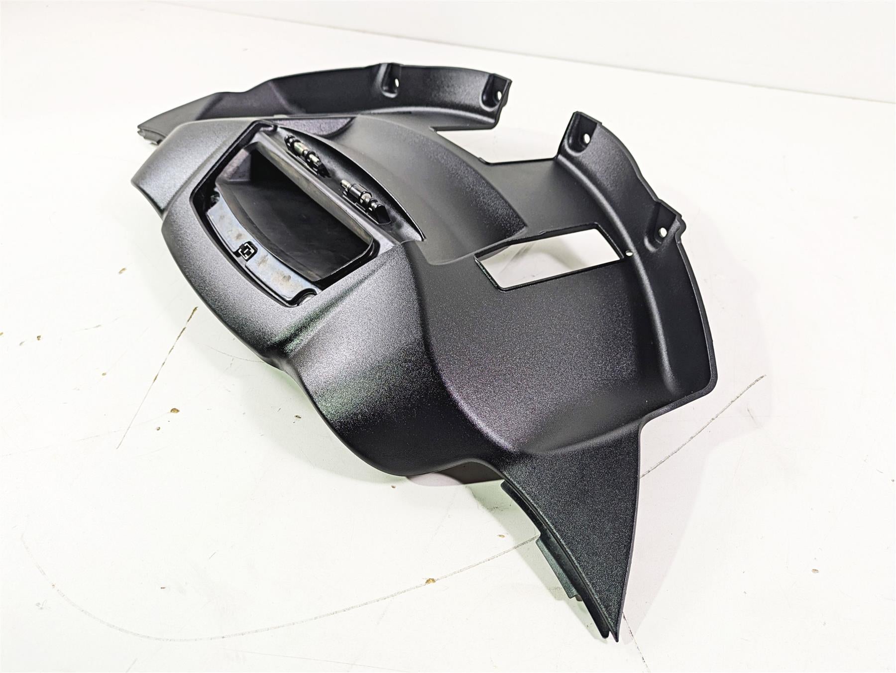 2019 Indian Chieftain Limited Front Inner Visor Fairing Cover Cowl 5452569 {{ shop.shopifyCountryName }} - Mototech271