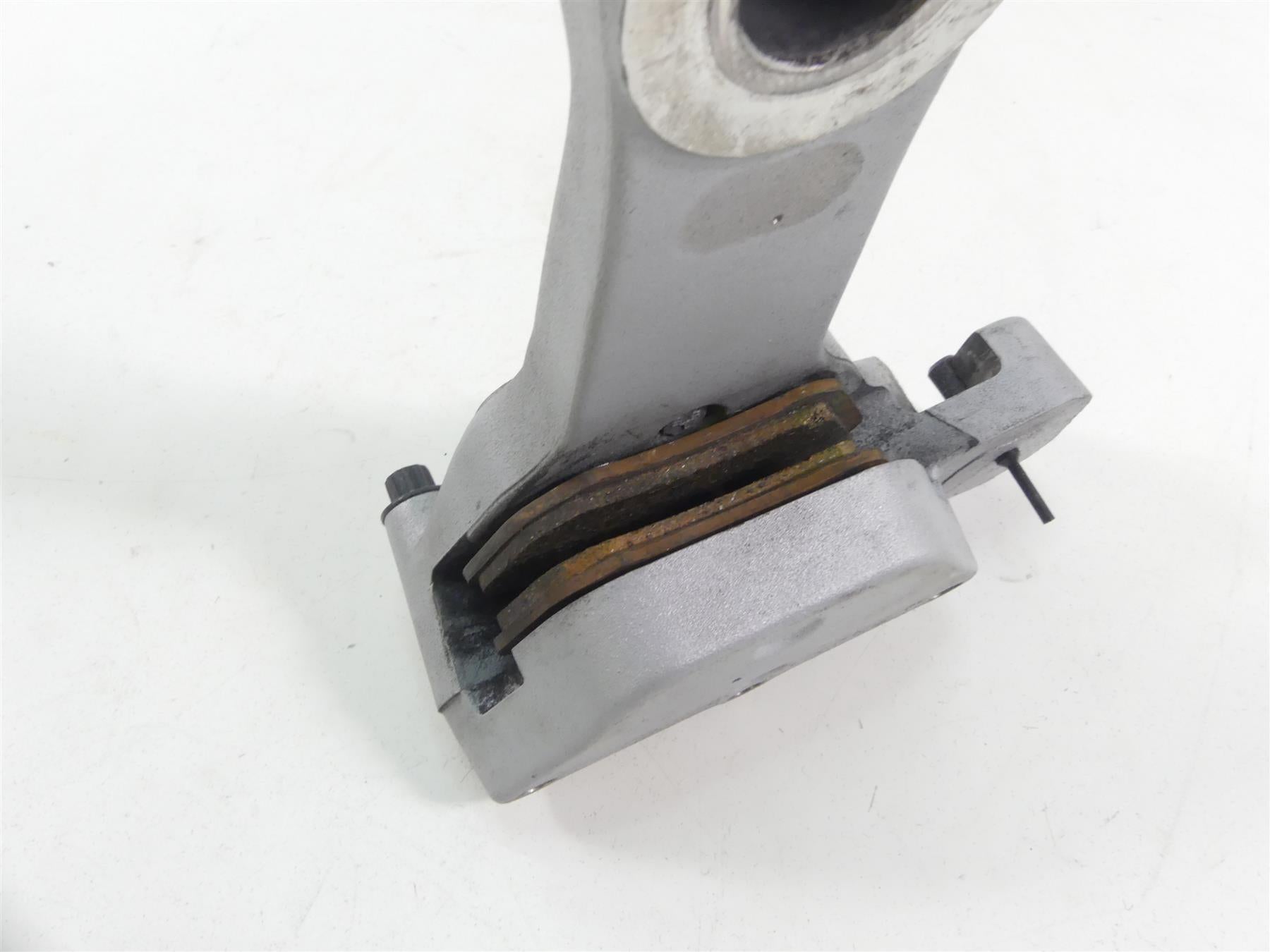 2004 Harley FLHTC SE CVO Electra Glide Rear Brake Caliper & Bracket 44681-05 {{ shop.shopifyCountryName }} - Mototech271