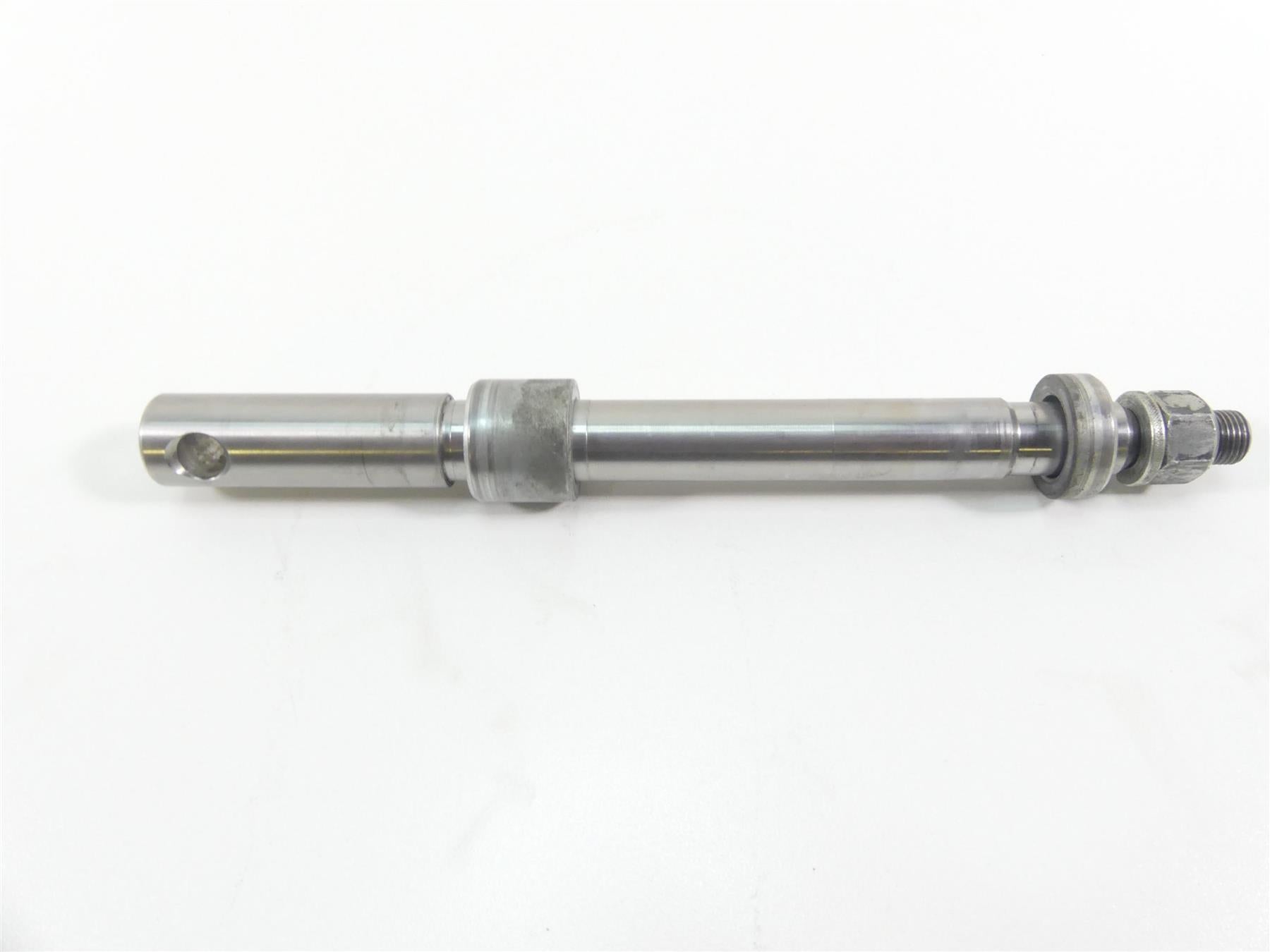 1999 Harley Dyna FXDL Low Rider Front 3/4" Wheel Spindle Axle 43895-87B {{ shop.shopifyCountryName }} - Mototech271