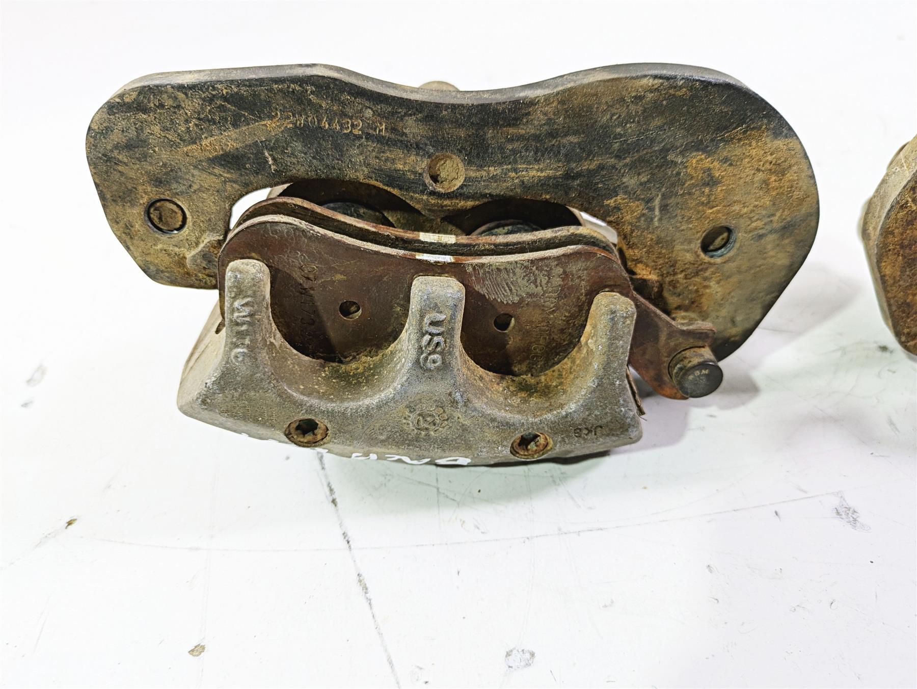 2019 Can Am Maverick X3 XRS Turbo R Rear Brake Caliper Set 705601514 705601515 {{ shop.shopifyCountryName }} - Mototech271