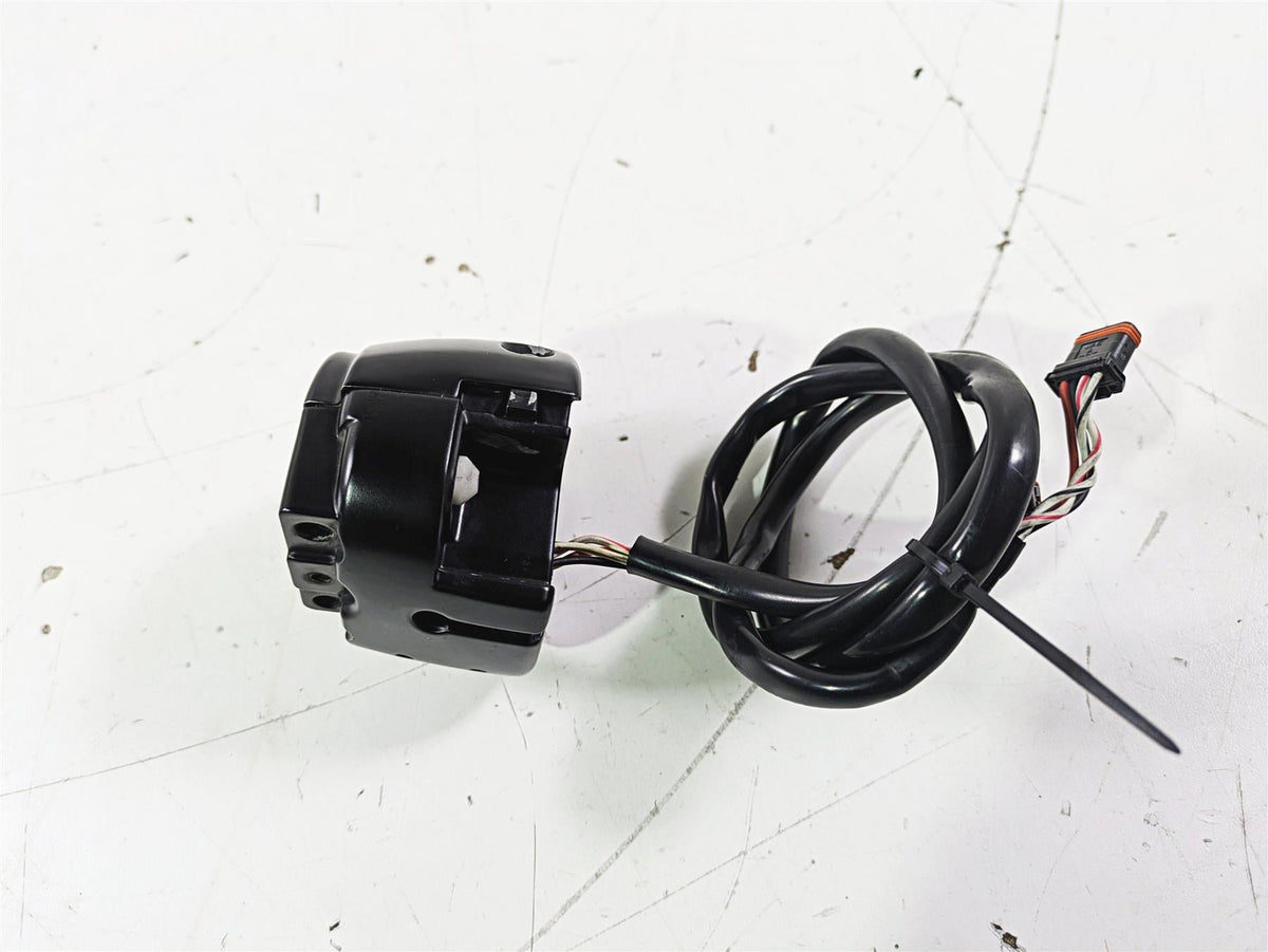 2016 Harley FLSTC Softail Heritage Right Hand Control Switch 71500297 {{ shop.shopifyCountryName }} - Mototech271
