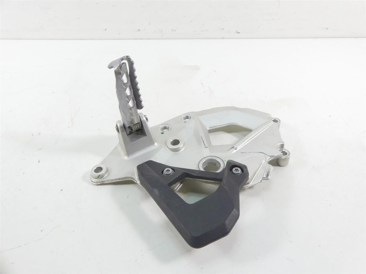 2020 BMW F850 GS K81 Rallye Front Left Footpeg Foot Peg 46718393175 {{ shop.shopifyCountryName }} - Mototech271