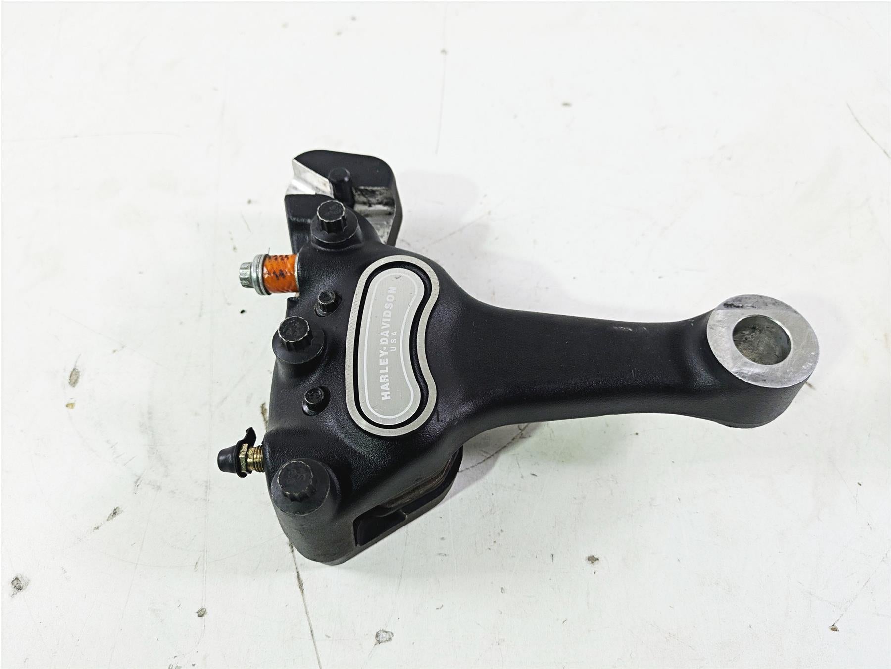 2004 Harley Softail FLSTF Fat Boy Rear Brake Caliper 44016-00D {{ shop.shopifyCountryName }} - Mototech271