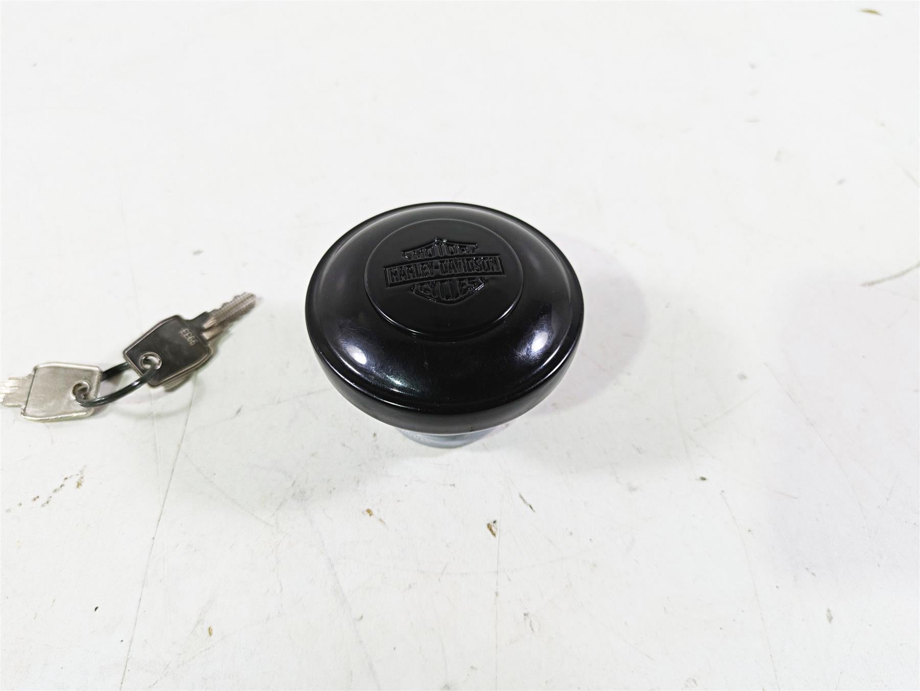2018 Harley Softail FXFBS Fat Bob Fuel Tank Gas Cap + Key Set 61100124A {{ shop.shopifyCountryName }} - Mototech271