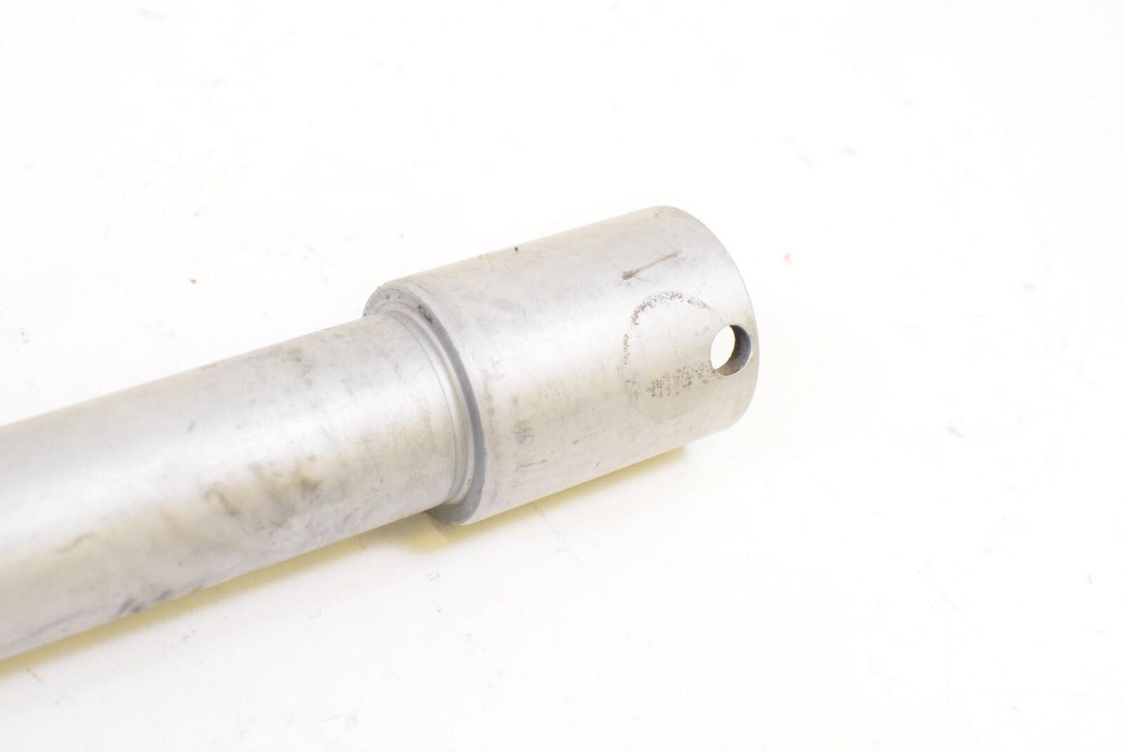 05 Honda CBR1000RR CBR1000 RR Front Wheel Axle Spindle 44301-MCJ-000 {{ shop.shopifyCountryName }} - Mototech271