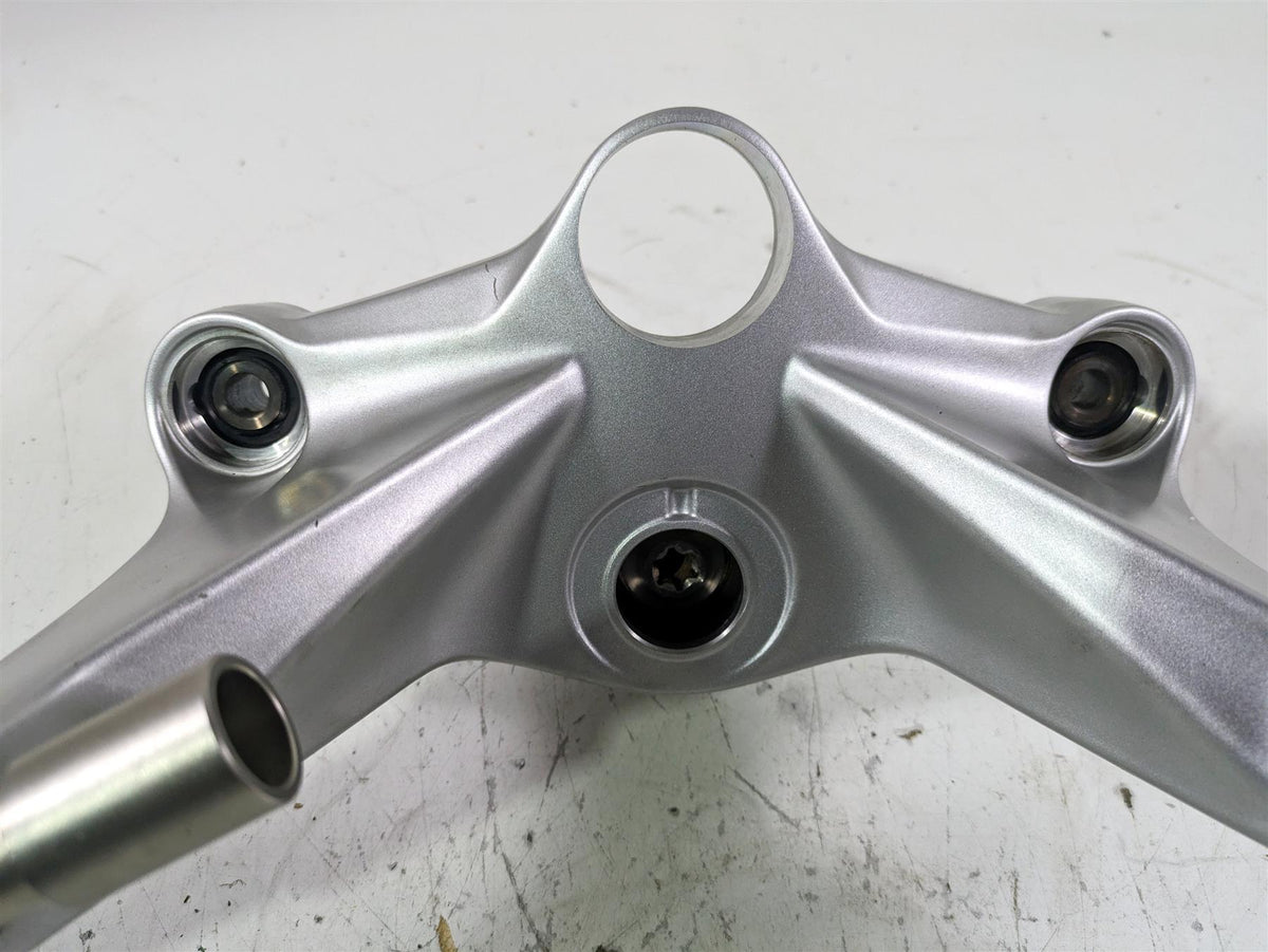 2022 BMW R1250 RT K052 Upper Triple Tree Handle Bar Clamp Set 31428392390 {{ shop.shopifyCountryName }} - Mototech271