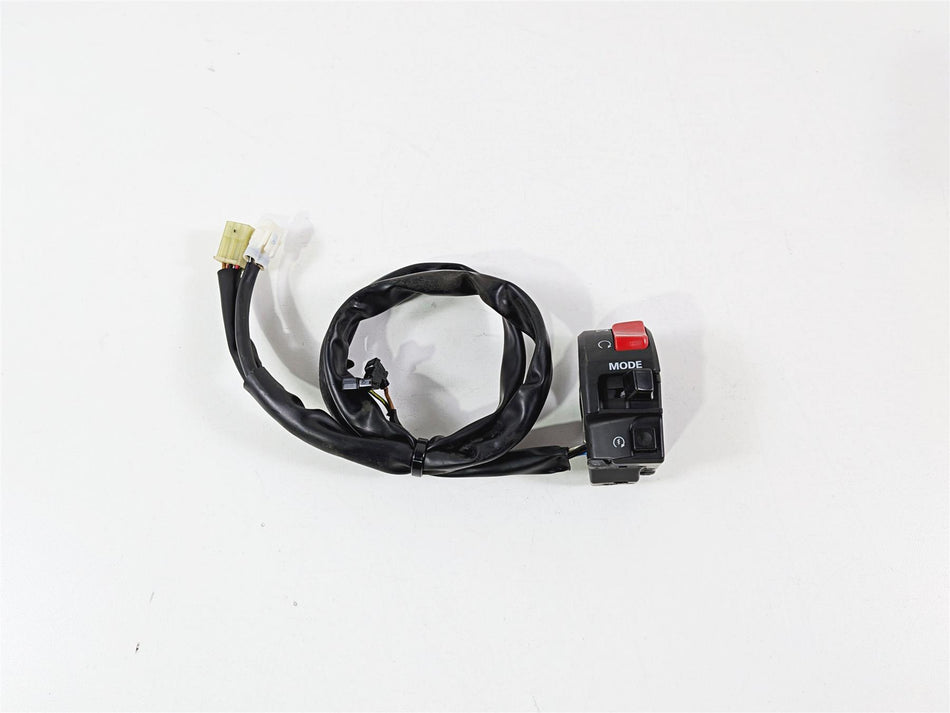 2012 Yamaha XT1200 Super Tenere Clean Right Hand Control Switch 23P-83963-00-00 {{ shop.shopifyCountryName }} - Mototech271