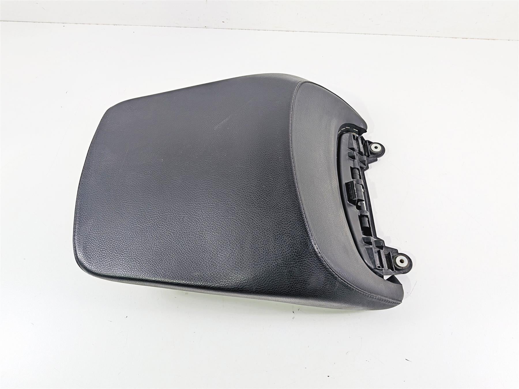 2016 BMW R1200RT RT RTW K52 Passenger Rear Seat Saddle Black Heated 52538544790 {{ shop.shopifyCountryName }} - Mototech271