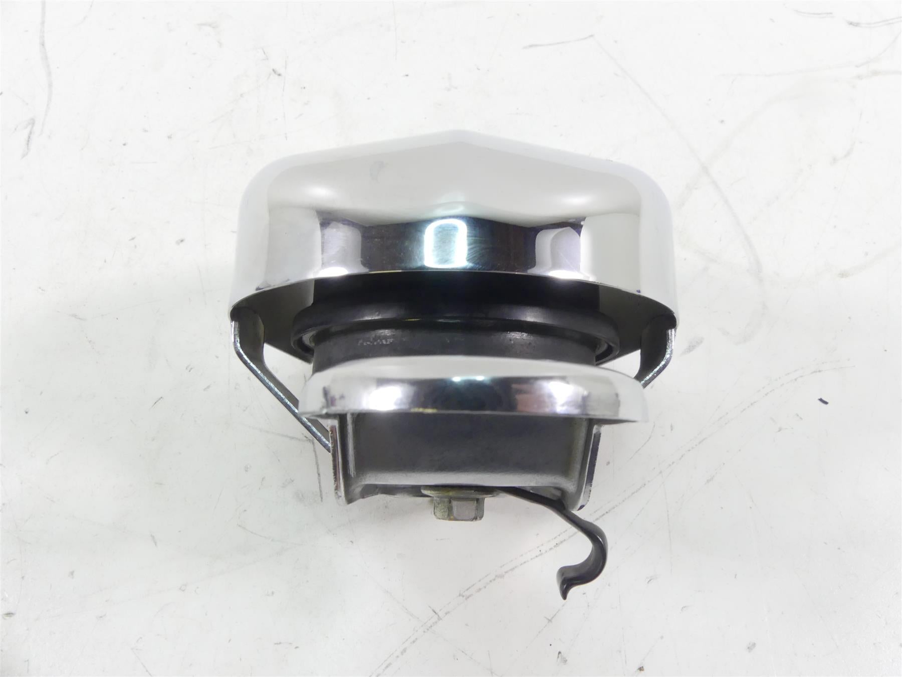 2014 Harley Touring FLHX Street Glide Horn & Chrome Cover 61300478 {{ shop.shopifyCountryName }} - Mototech271