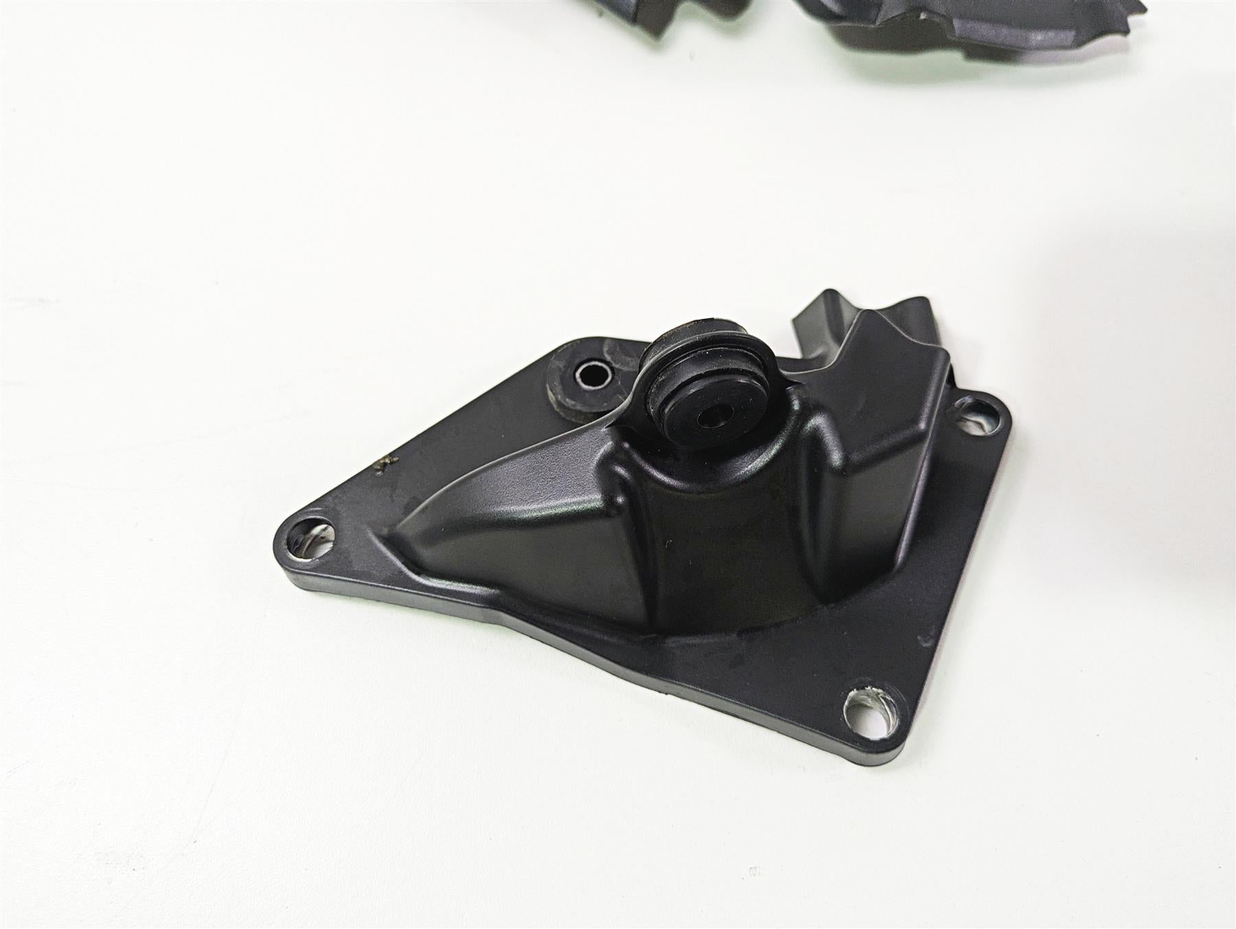 2022 Ducati Streetfighter V2 Molded Infill Cover Fairing Set 46016311B 46016301B {{ shop.shopifyCountryName }} - Mototech271