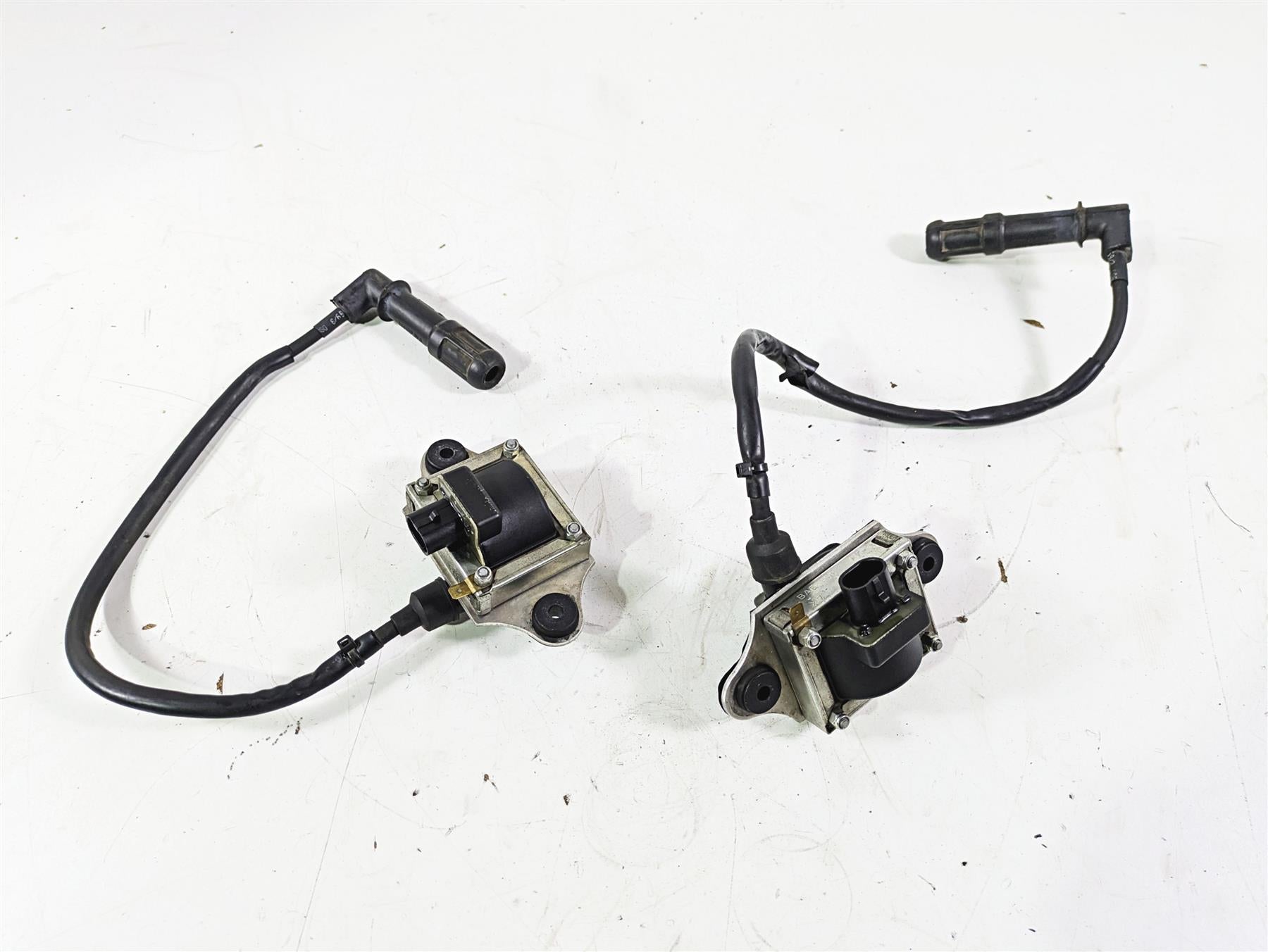 2016 Moto Guzzi Stelvio 1200 8V NTX Ignition Coil Wires Plugs Set GU30716500 {{ shop.shopifyCountryName }} - Mototech271