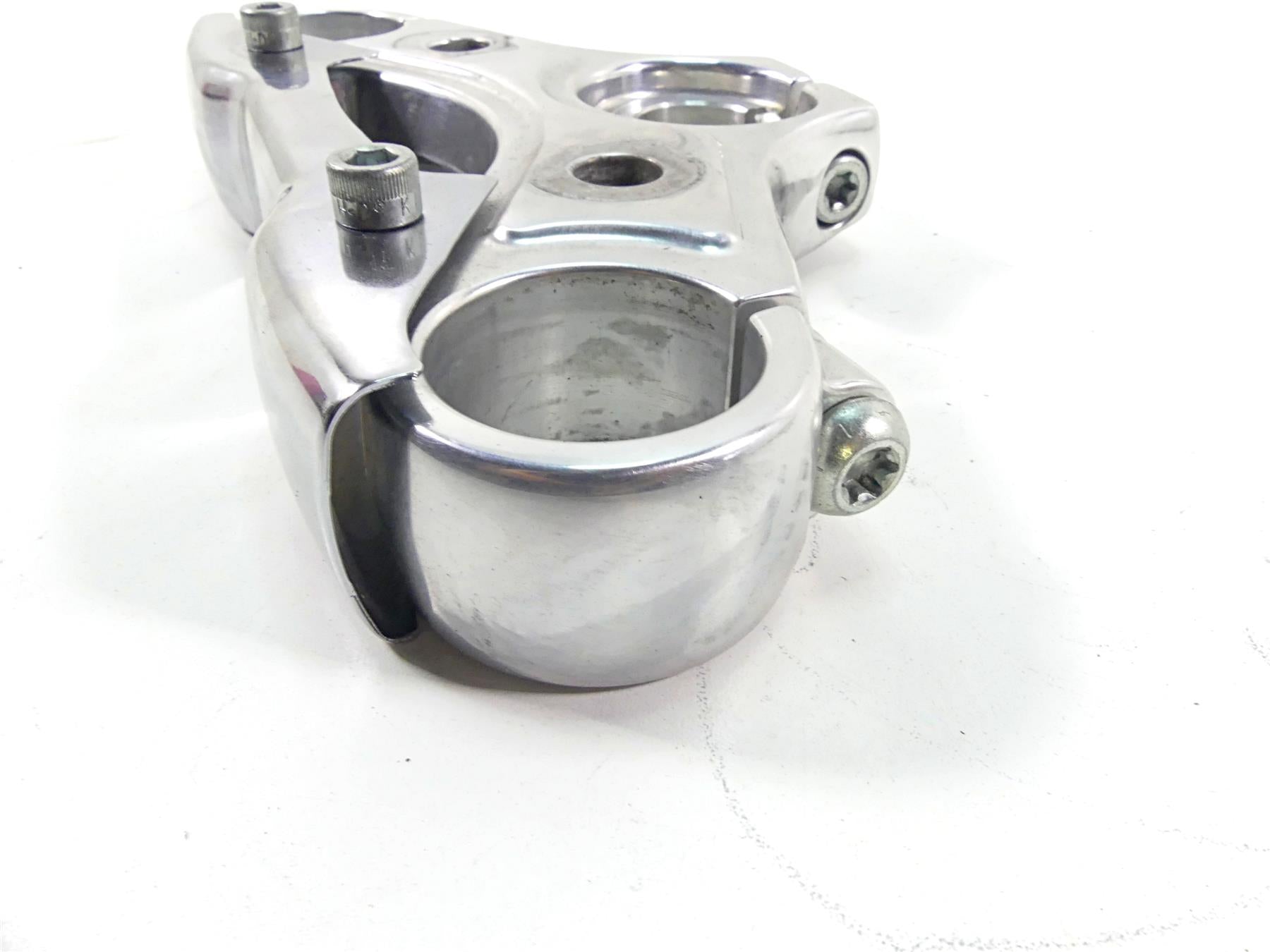 2005 Harley Sportster XL1200 C Upper Triple Tree Steering Clamp 45966-04 {{ shop.shopifyCountryName }} - Mototech271