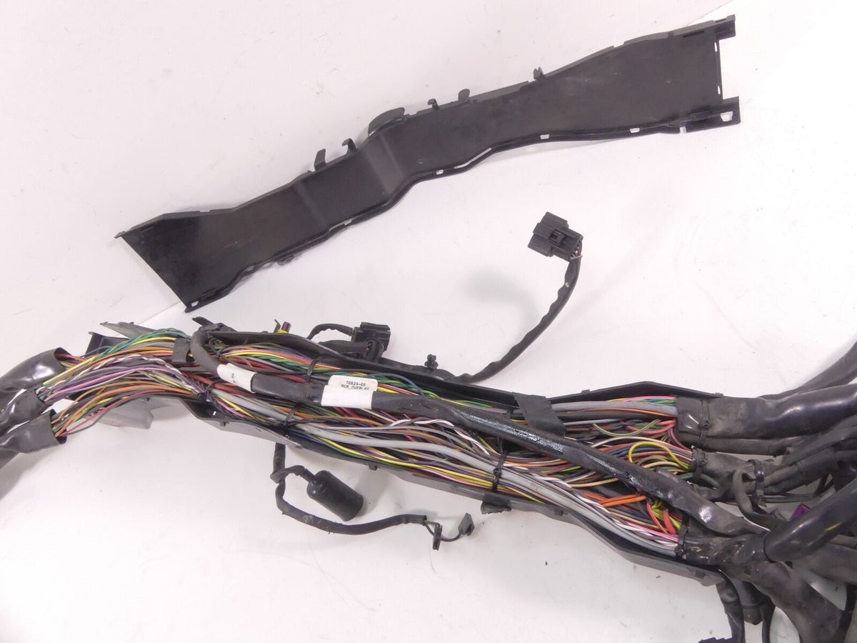 2009 Harley Touring FLHTCU Electra Glide ABS Main Wiring Harness 70121-09 {{ shop.shopifyCountryName }} - Mototech271