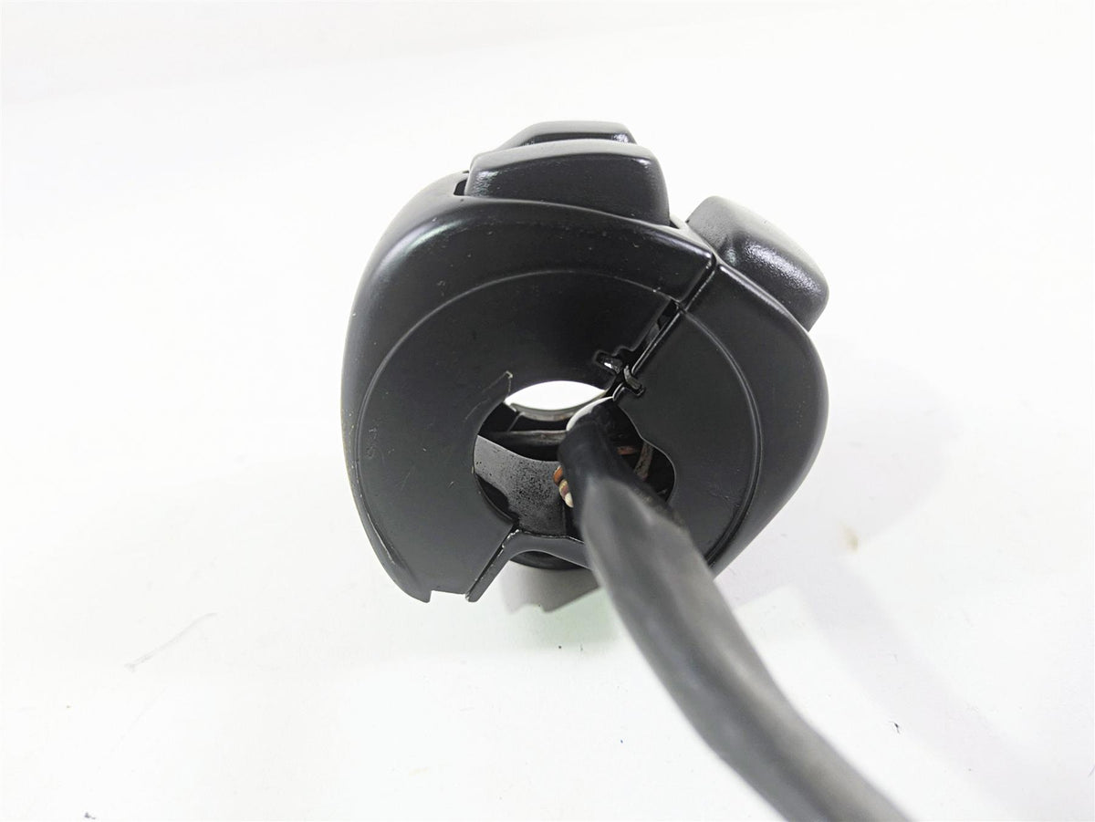 2010 Harley Dyna FXDB Street Bob Right Hand Control Switch 71684-06A {{ shop.shopifyCountryName }} - Mototech271