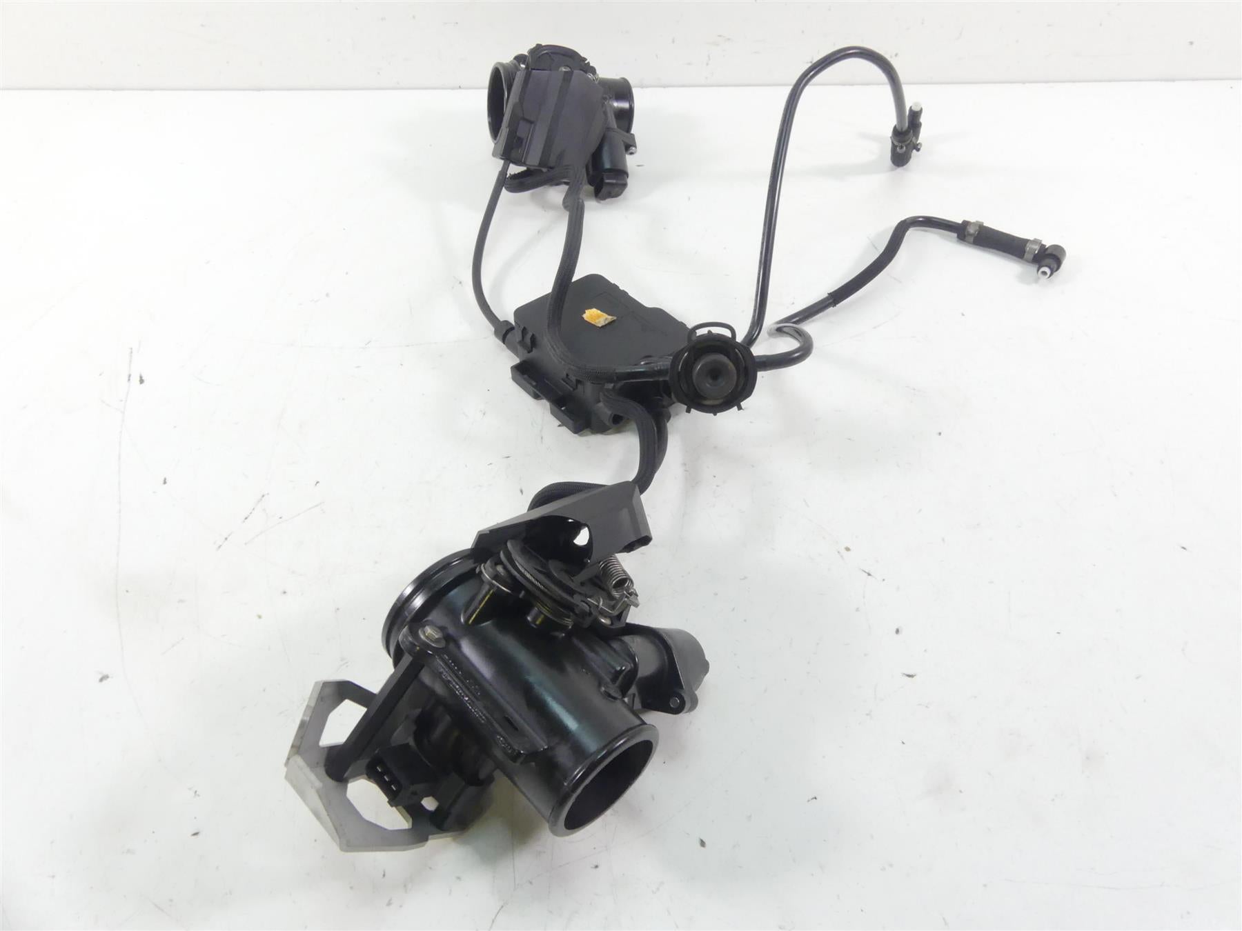 2012 BMW R1200 GS K255 Adventure Throttle Body Bodies & Cables Set 13547705239 {{ shop.shopifyCountryName }} - Mototech271