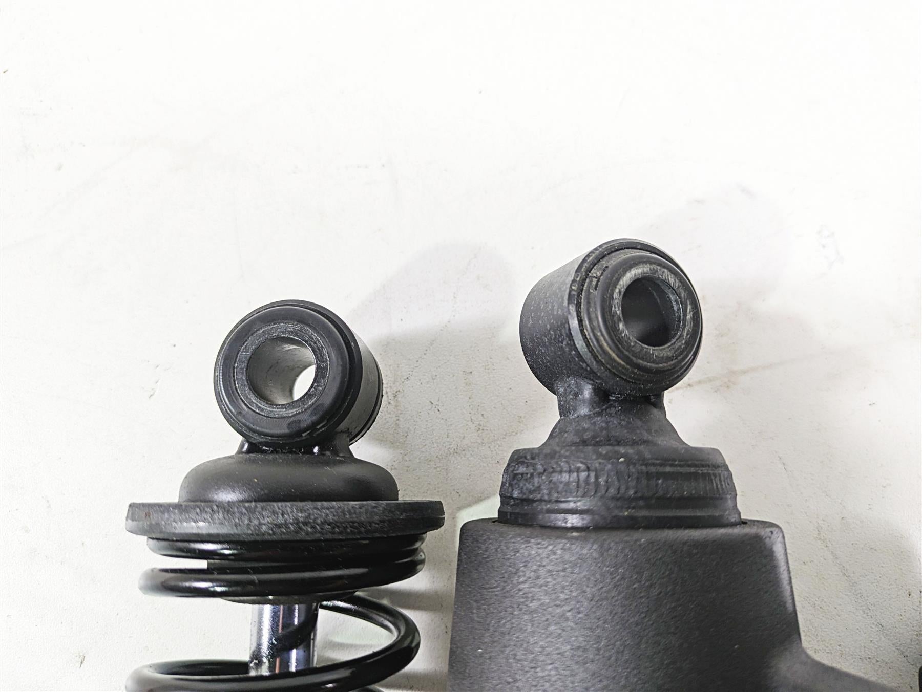 2020 Harley Touring FLHT Electra Glide Rear Suspension Shock Damper LOW 54000114 {{ shop.shopifyCountryName }} - Mototech271