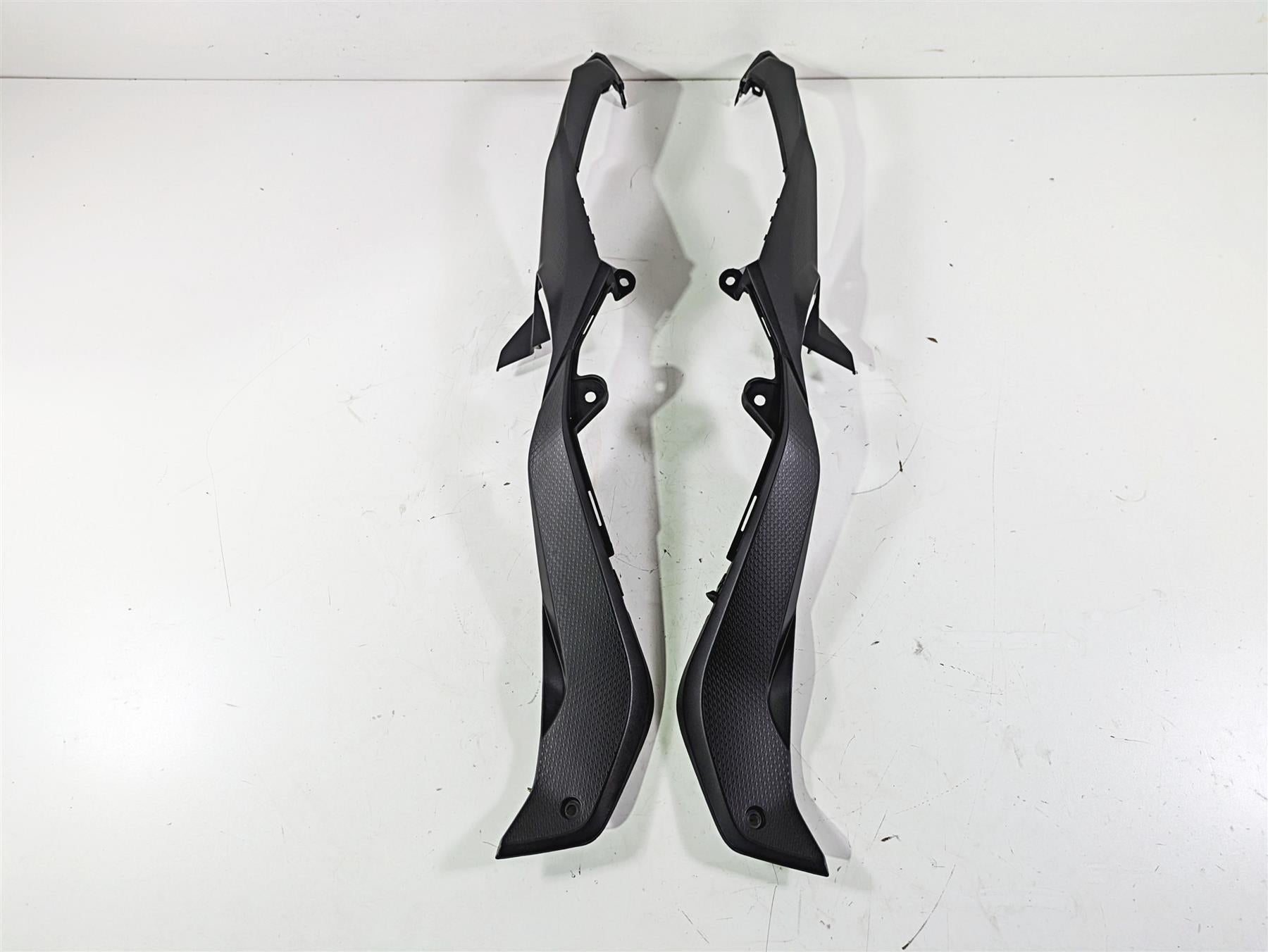 2019 BMW S1000XR K49 Left Right Tail Under Seat Fairing Cover Set 46627717028 {{ shop.shopifyCountryName }} - Mototech271