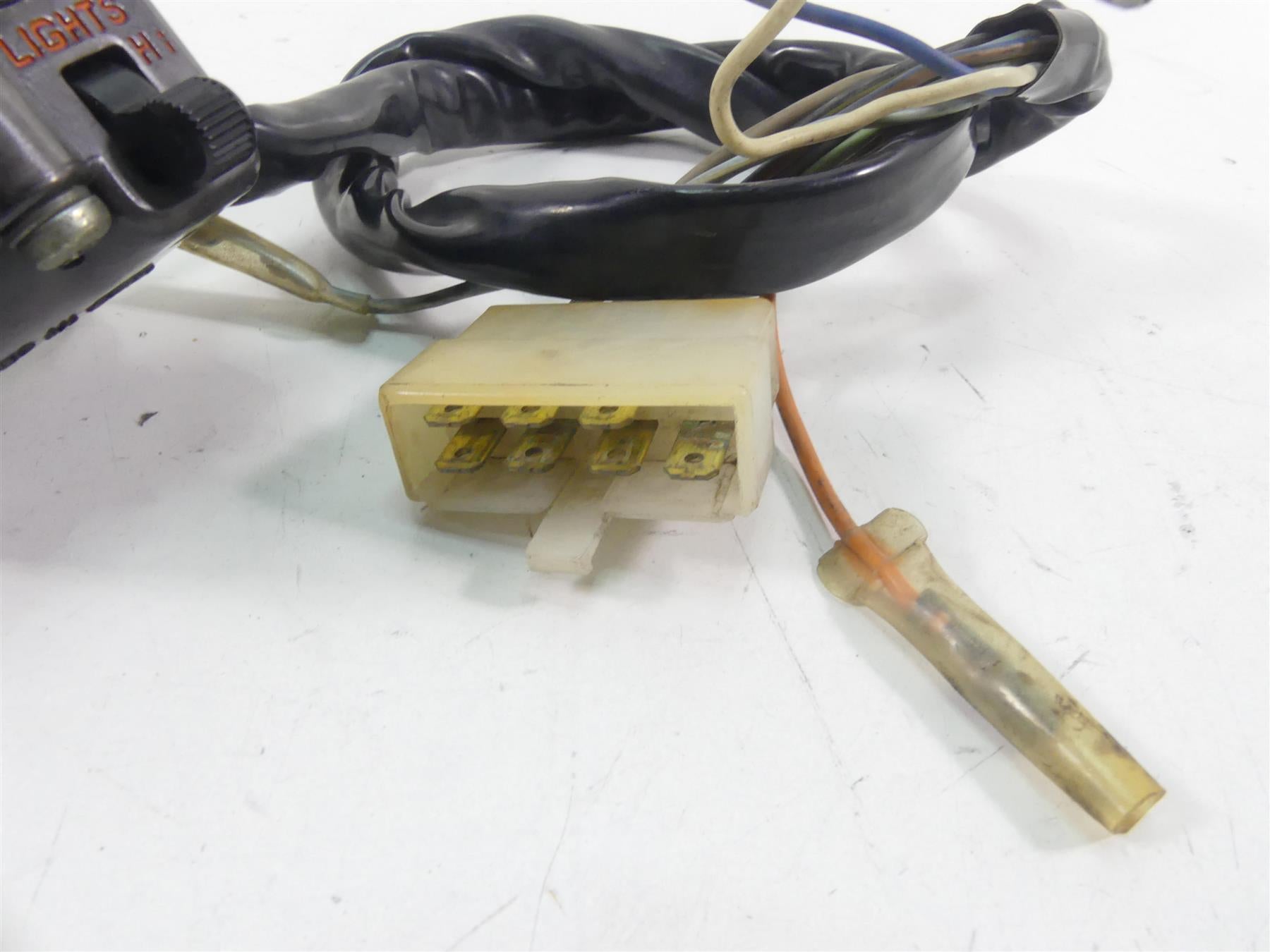 1977 Honda CB750 A Four Hondamatic Left Hand Control Switch 35200-393-771 {{ shop.shopifyCountryName }} - Mototech271