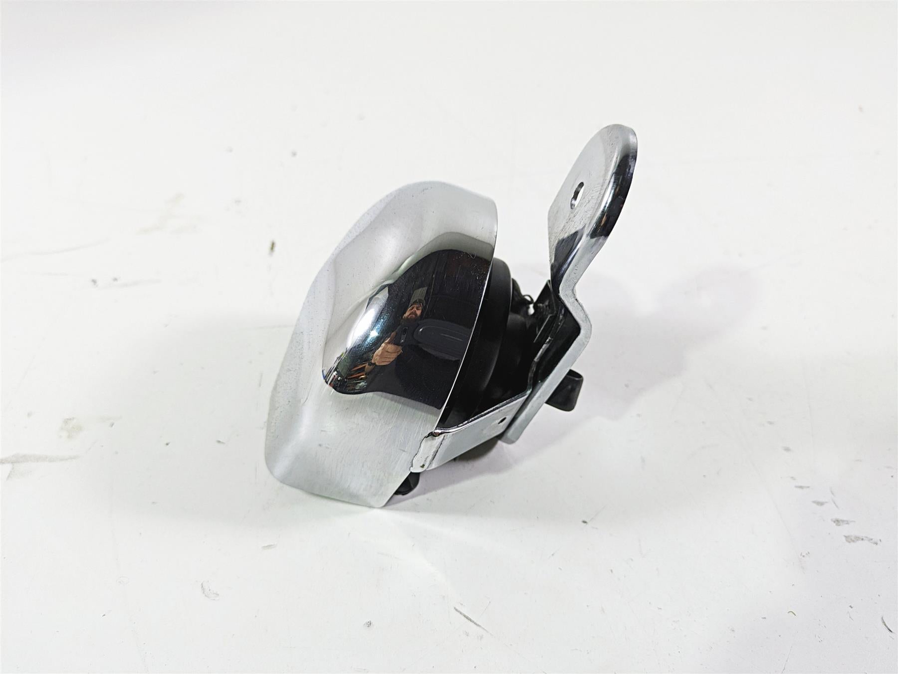 2008 Harley Touring FLHTCU E-Glide 105TH Horn With Chrome Cover 61300478A {{ shop.shopifyCountryName }} - Mototech271